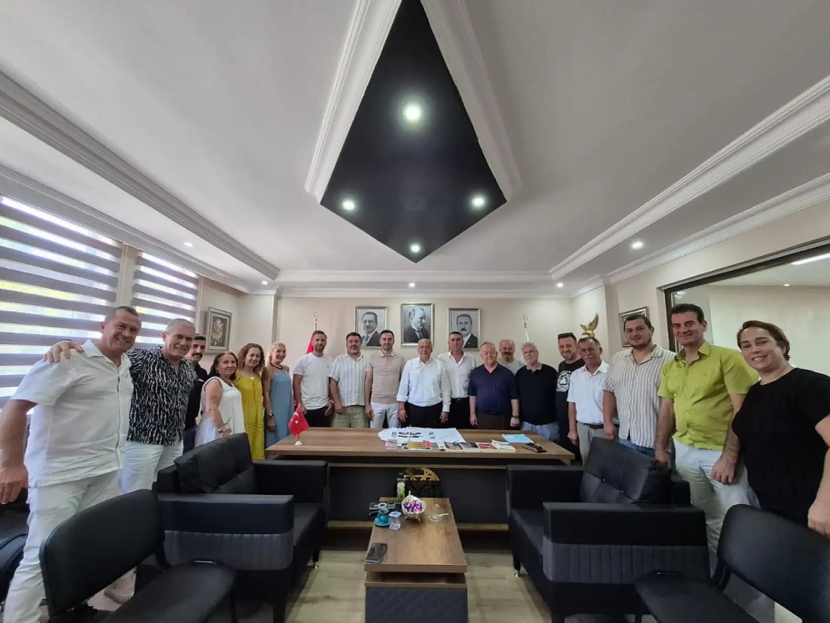 Fethiye Beşiktaş Taraftarlar Derneği'nden Siyasi Partilere Ziyaret