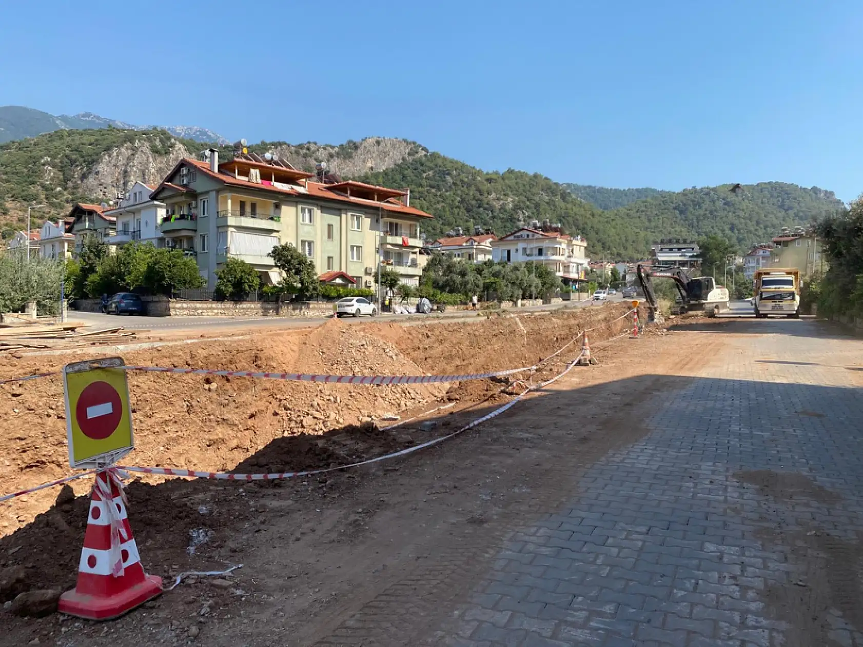 Fethiye'de Toptaş Deresi'nde ıslah çalışmalarında son etaba girildi