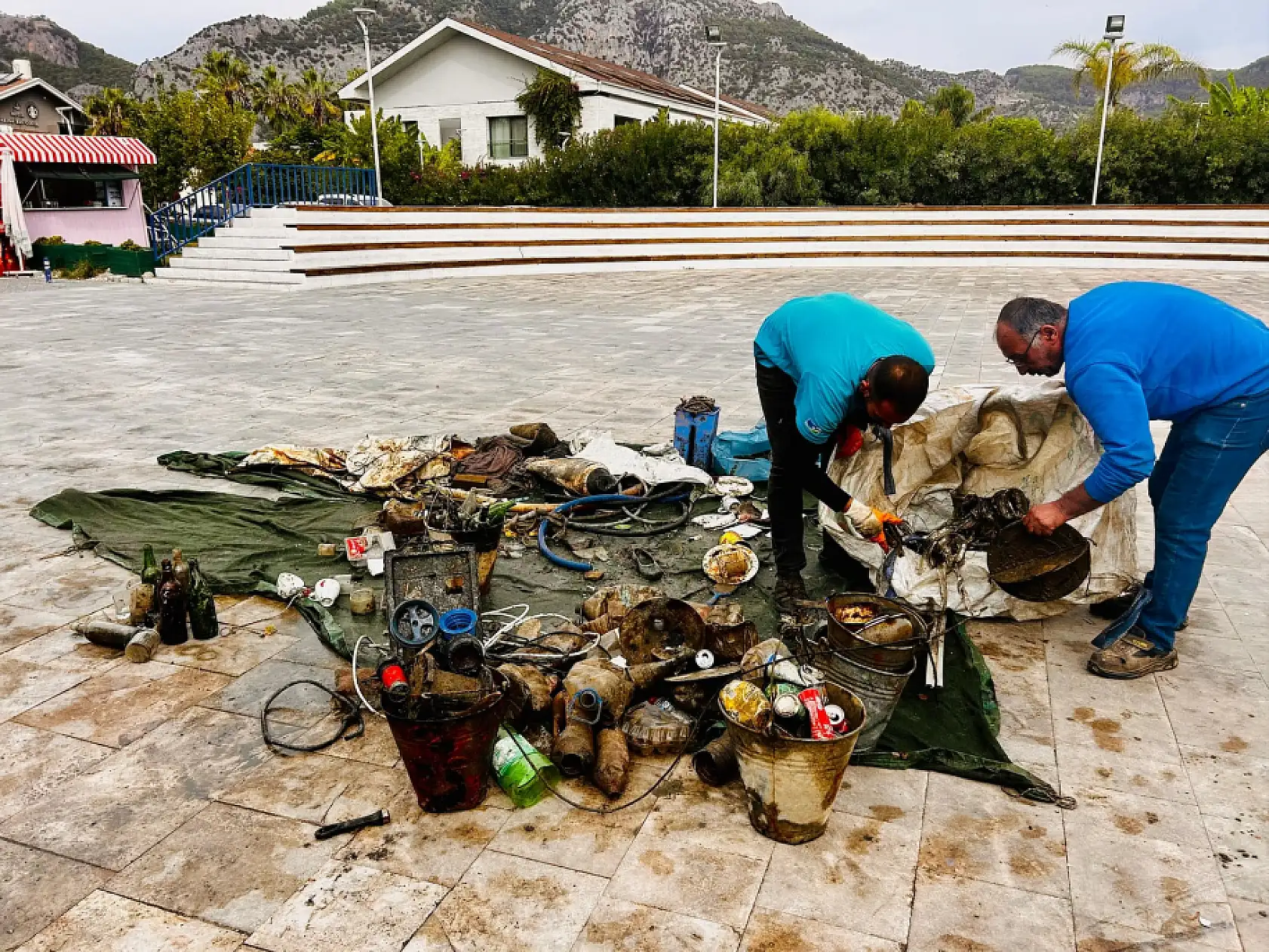 Fethiye'de Göcek Koylarında su altı temizliği yapıldı