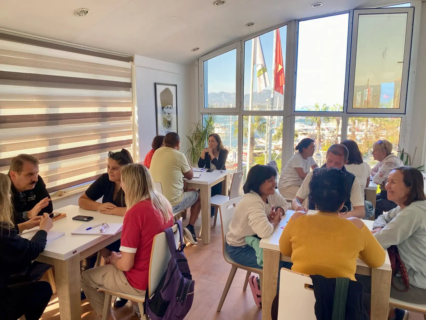 Fethiye'de Language Cafe'de ücretsiz dil kursları devam ediyor