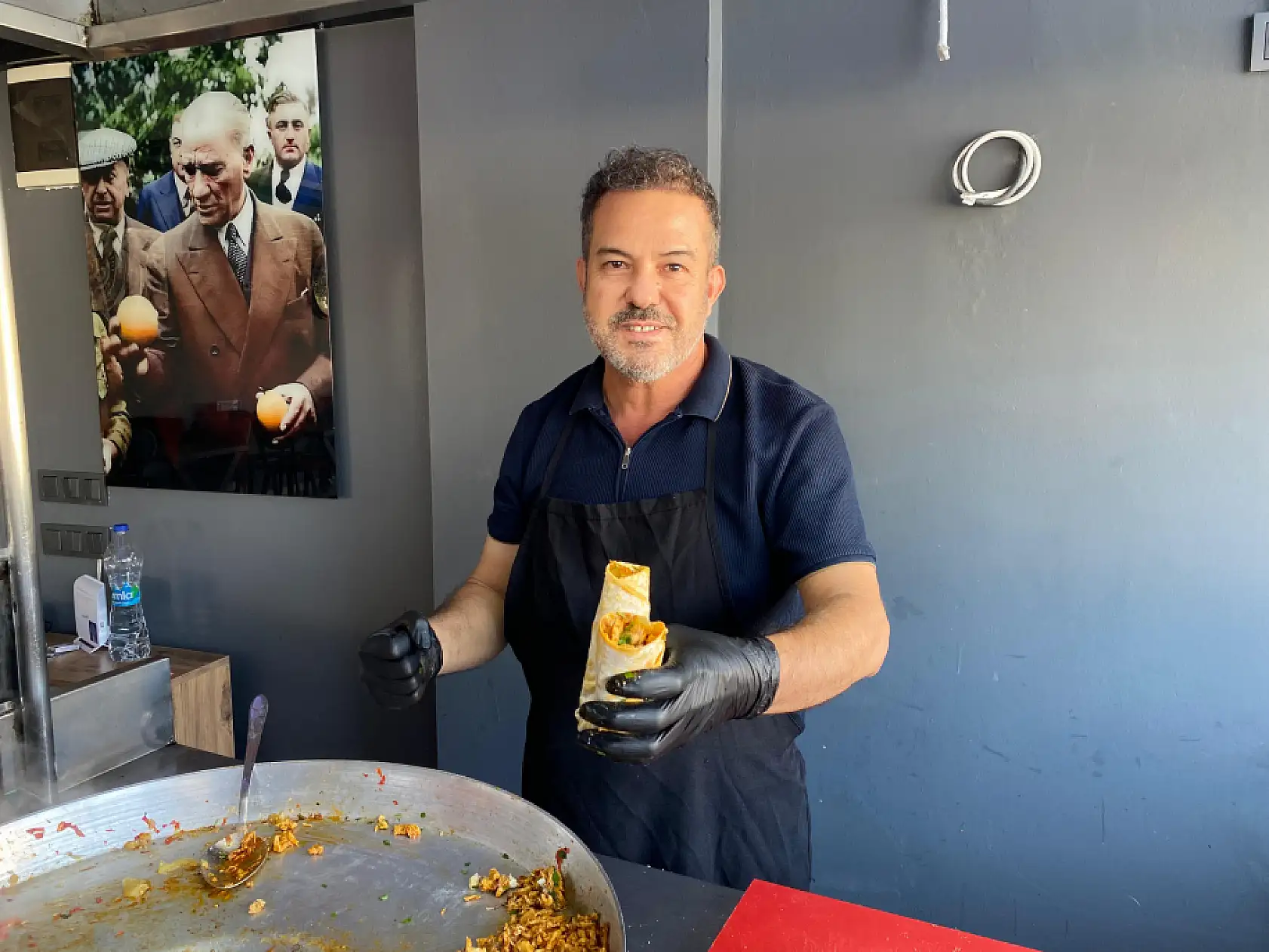 Fethiye'de tek: Patlıcanlı tantuni