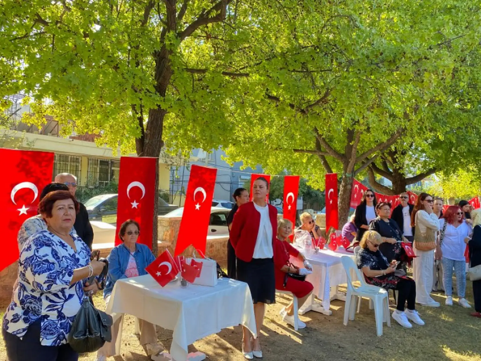 Fethiye'de Atatürkçü Düşünce Derneği 29 Ekim Cumhuriyet Bayramını Coşkuyla Kutladı