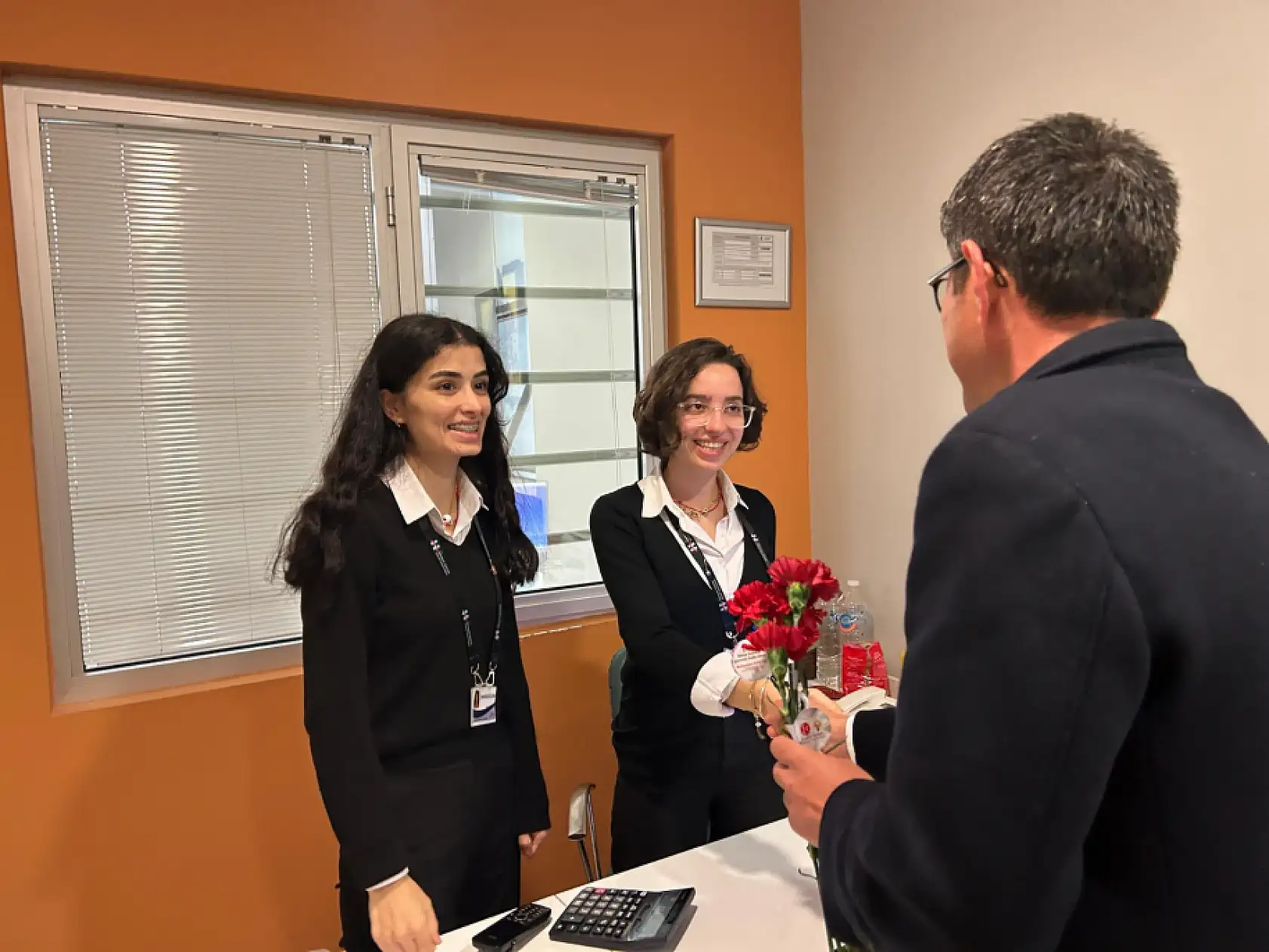 Kökten, 8 Mart Dünya Kadınlar Günü'nü Kutladı