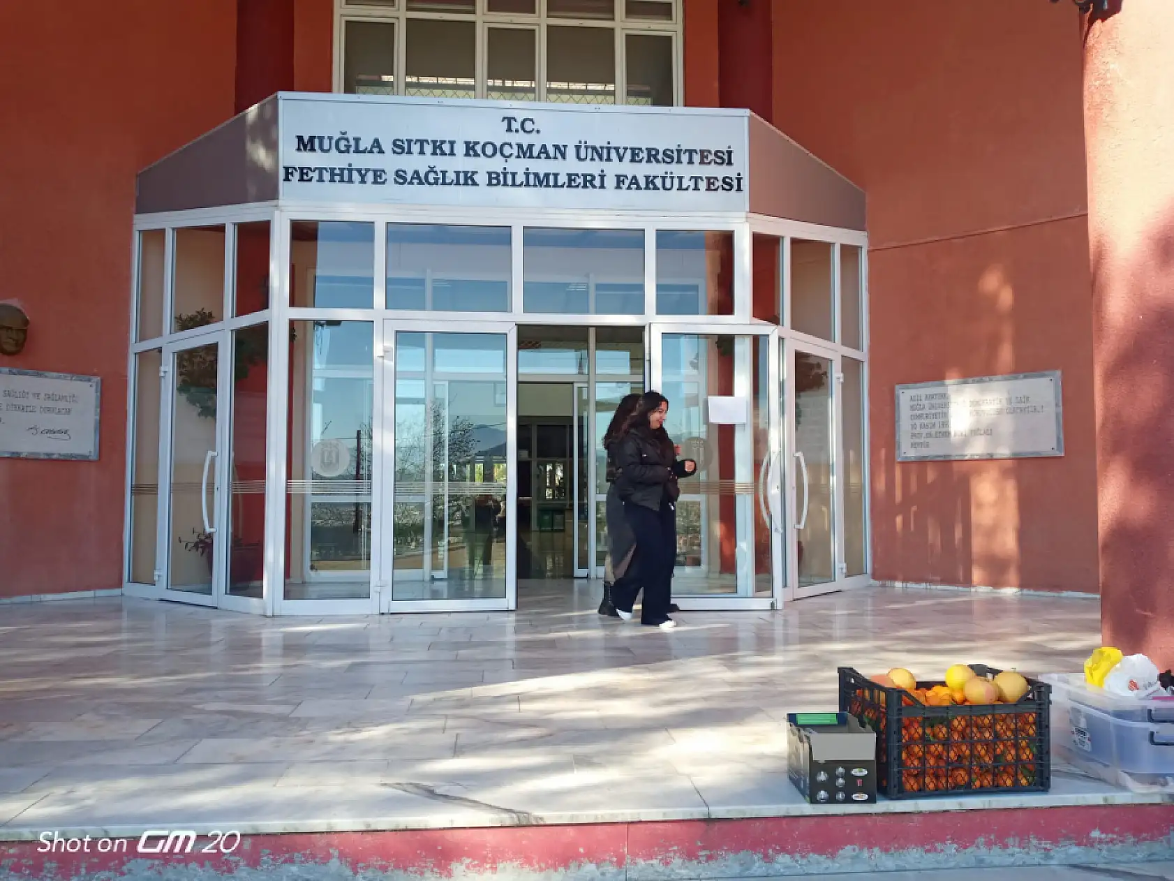 Fethiye Kardelen Sanat Derneği Paylaşım ve Gönüllülük Gününe Öncülük Yaptı