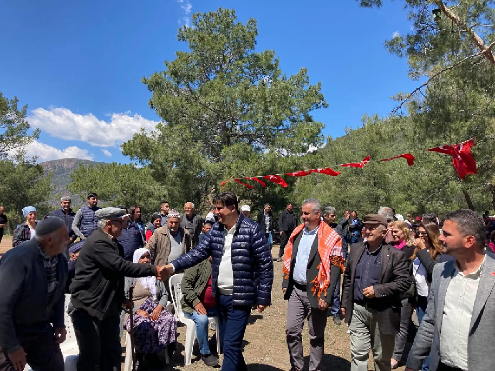 Alim Karaca, Karaçulha Gönüllüleri Derneği'nin Keşkek Gününe Katıldı