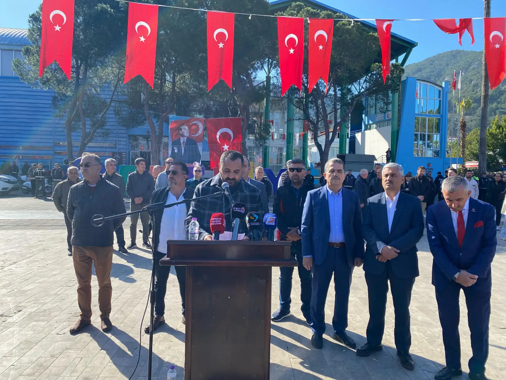 Fethiye'de 'Villa Turizmine Çık' toplantısında işletmecilerden yetkililere çağrı
