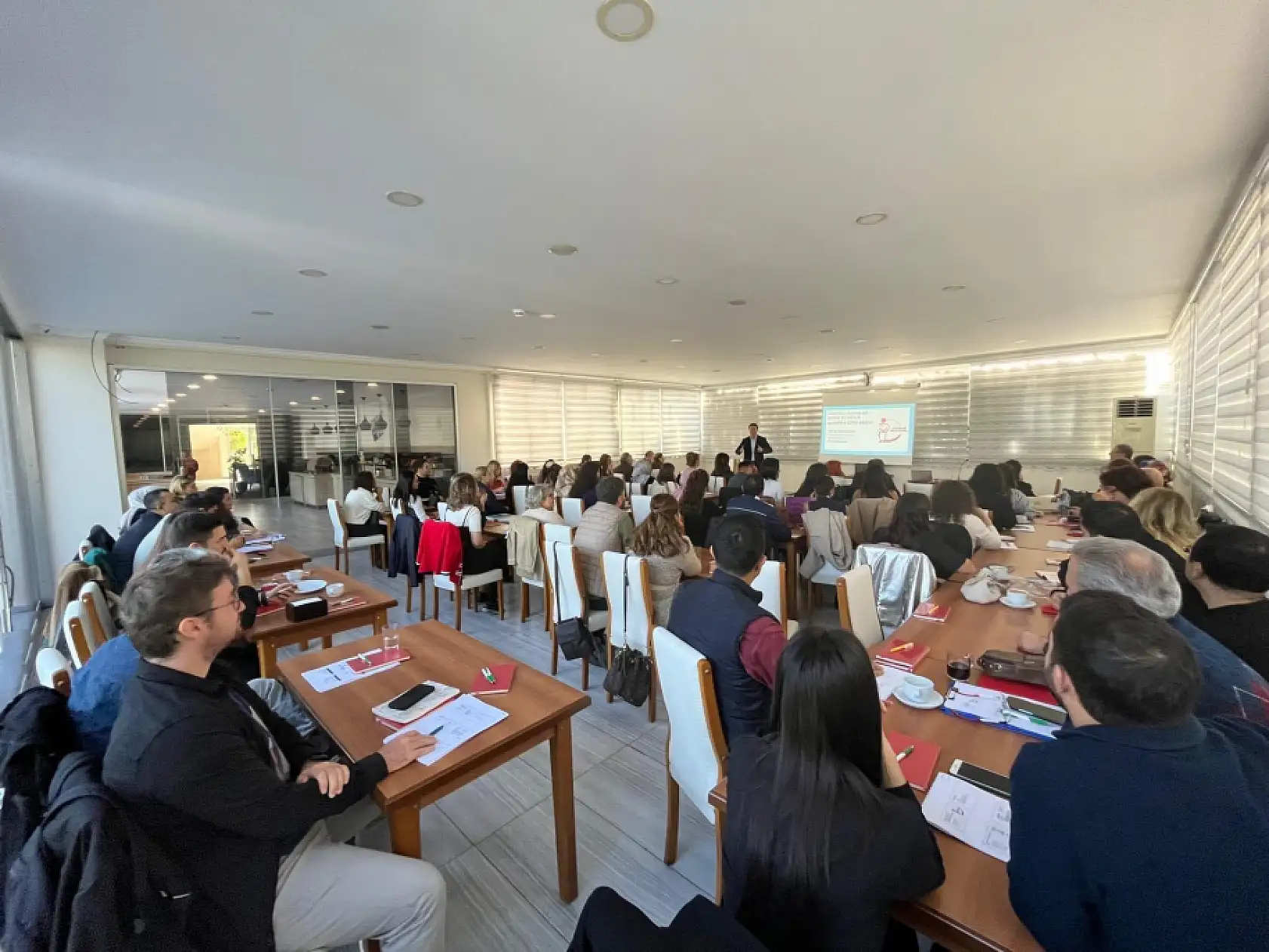 Fethiye'de Eczacılara Özel Eğitim