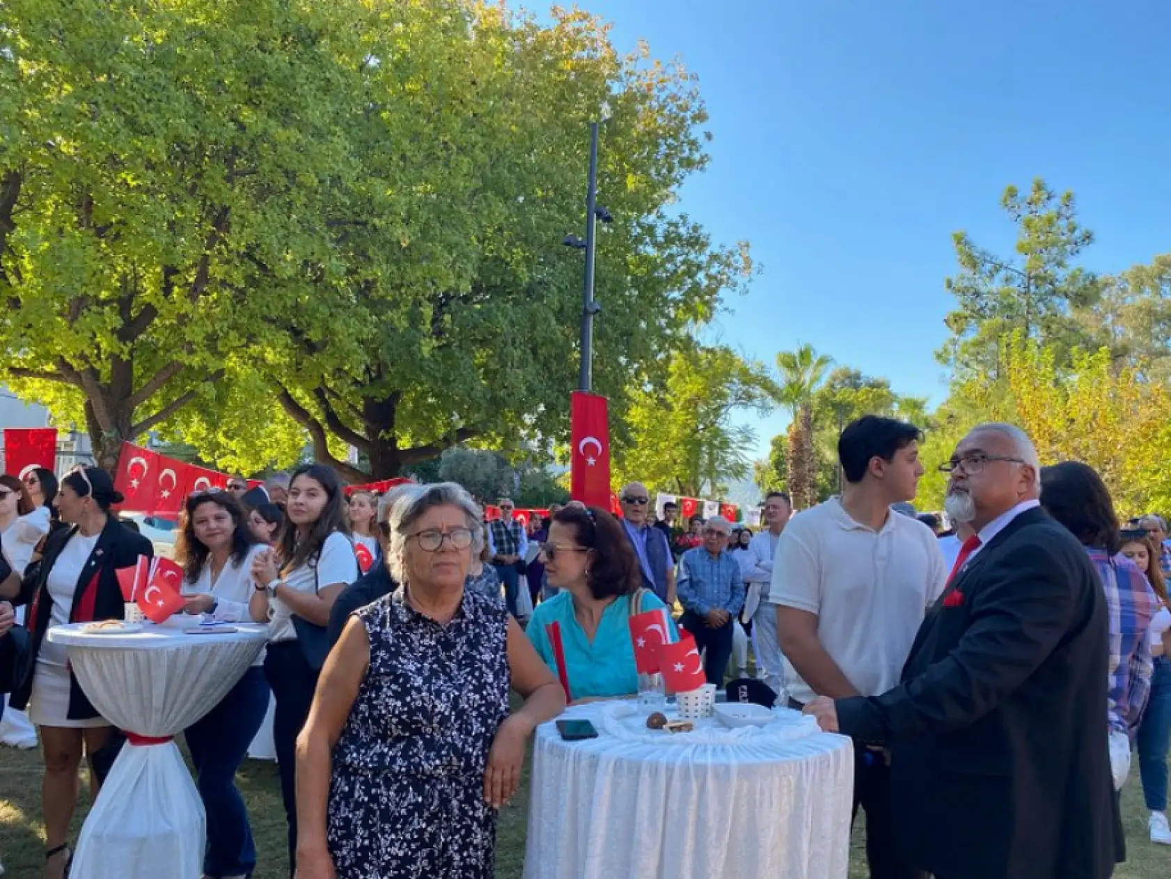 Fethiye'de Atatürkçü Düşünce Derneği 29 Ekim Cumhuriyet Bayramını Coşkuyla Kutladı