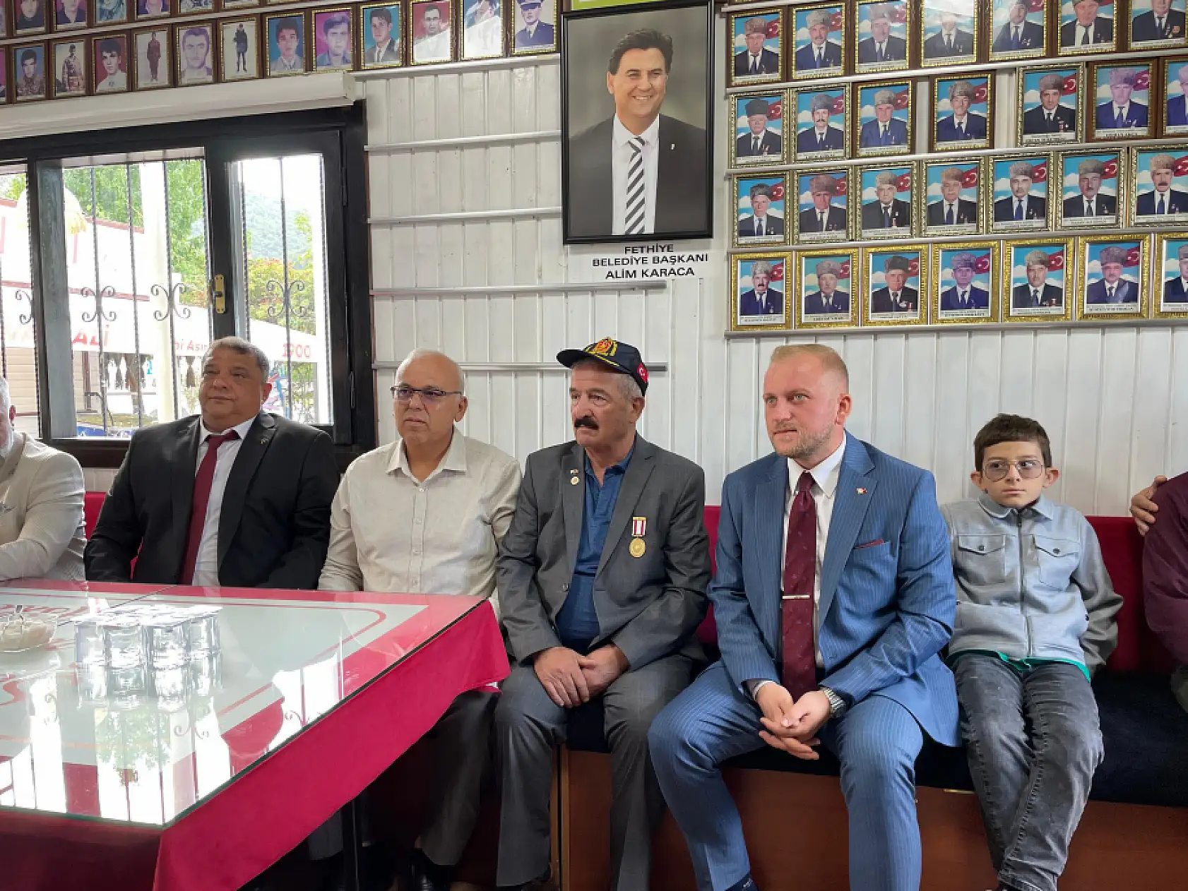 MHP İl Başkanı Burak Demirel, Fethiye Gaziler Derneği'ni Ziyaret Etti