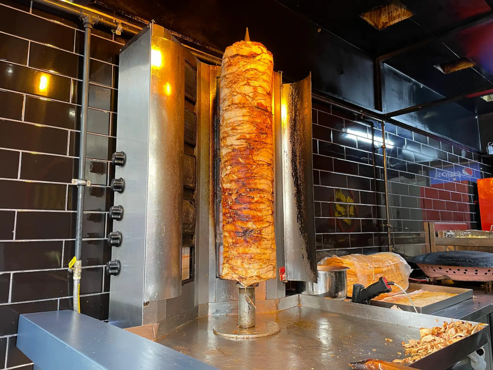 Fethiye'de Döner Ustası Can Kızıldağ'dan artan gıda zehirlenmelerine karşı uyarı