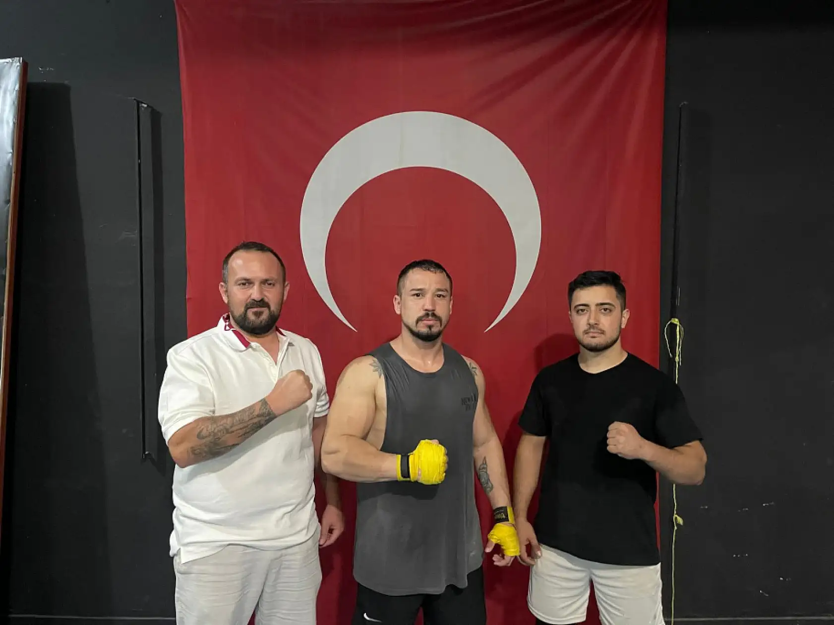 Fethiyeli Boksör Kubilay Alcu Bangkok'ta Sahne Alıyor