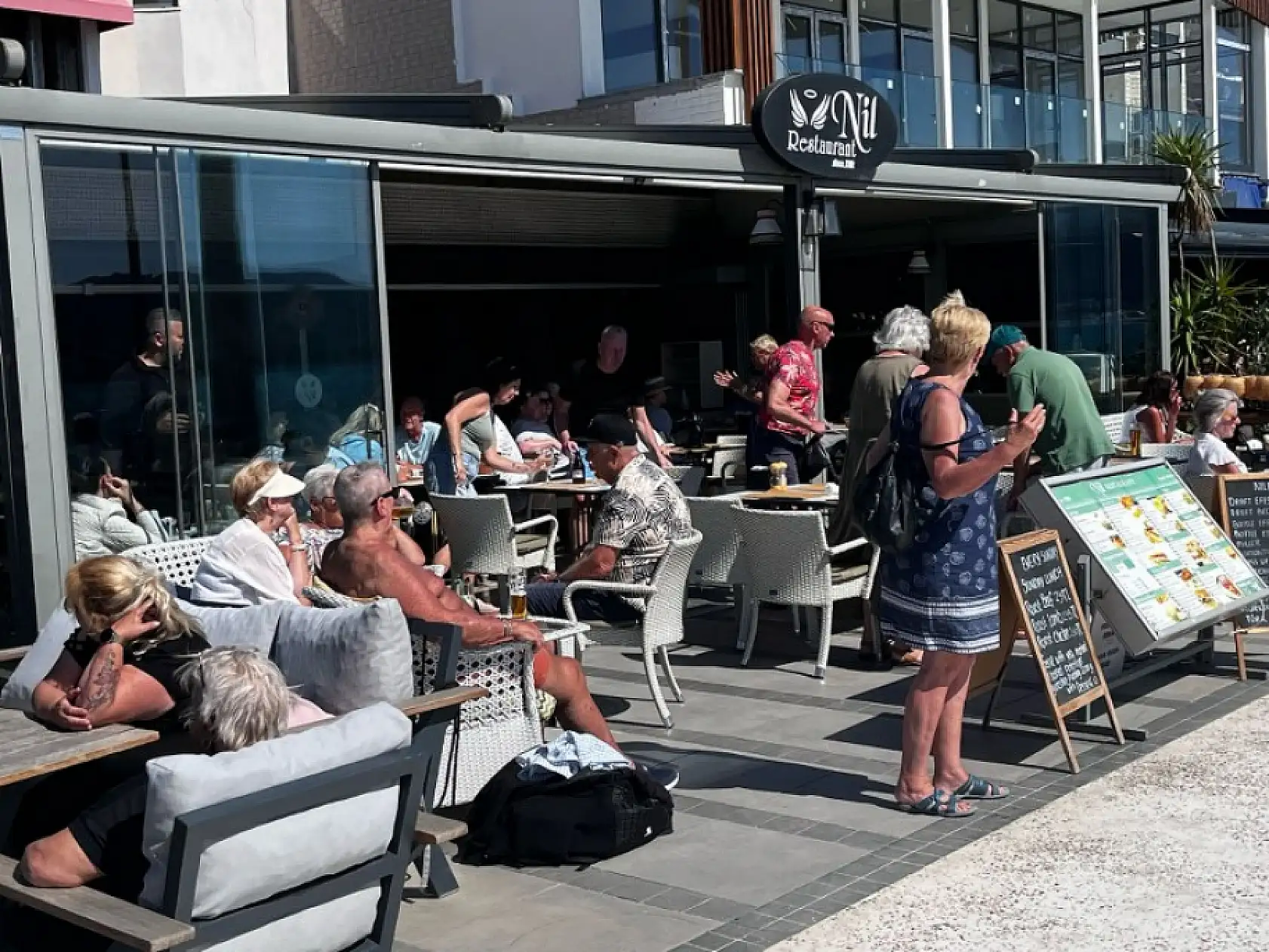 Fethiye Çalış Sahili'nde yoğunluk, Denizin tadın çıkardılar