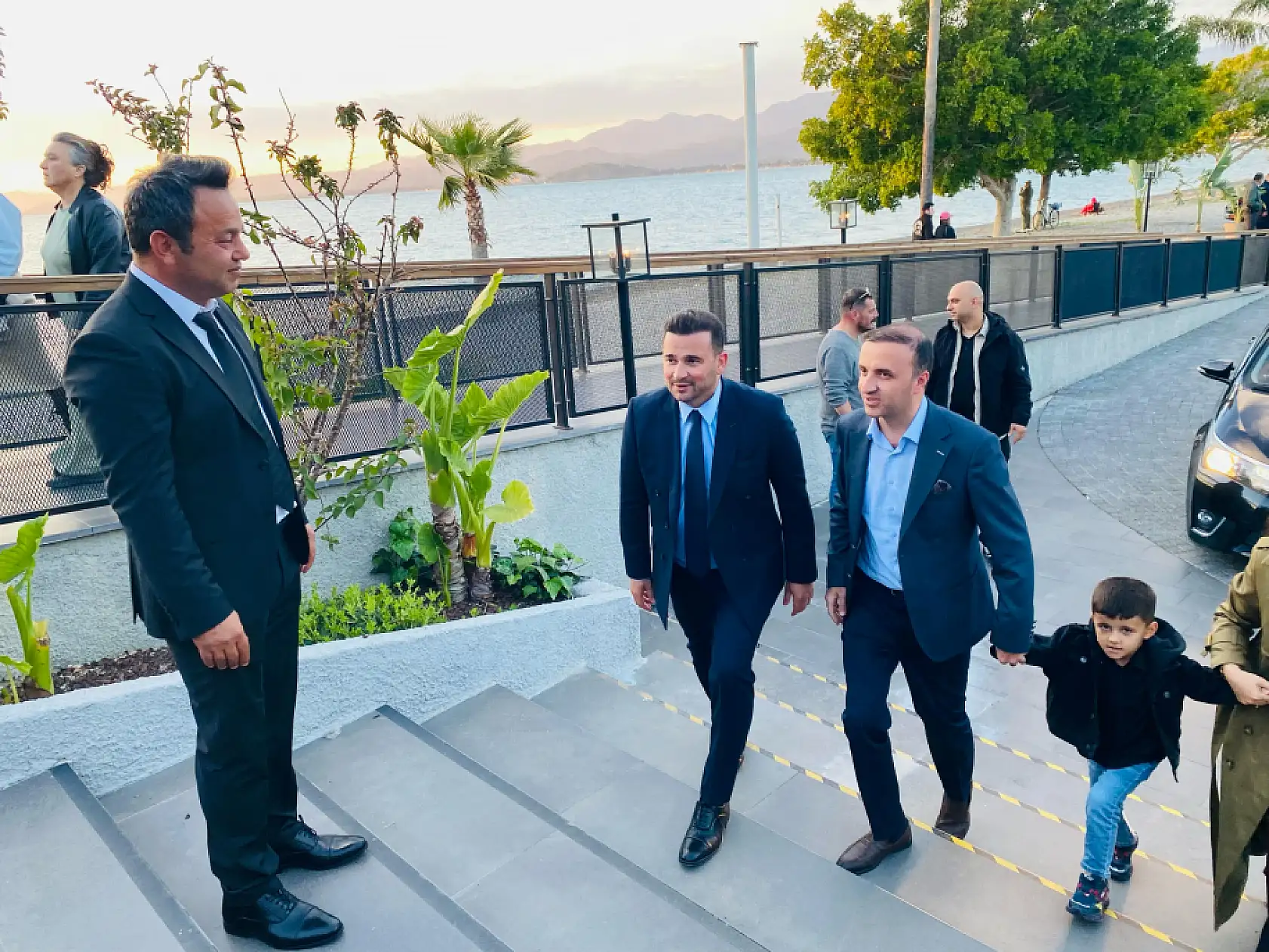 Fethiye'de şehit aileleri ve gaziler onuruna iftar sofrası kuruldu