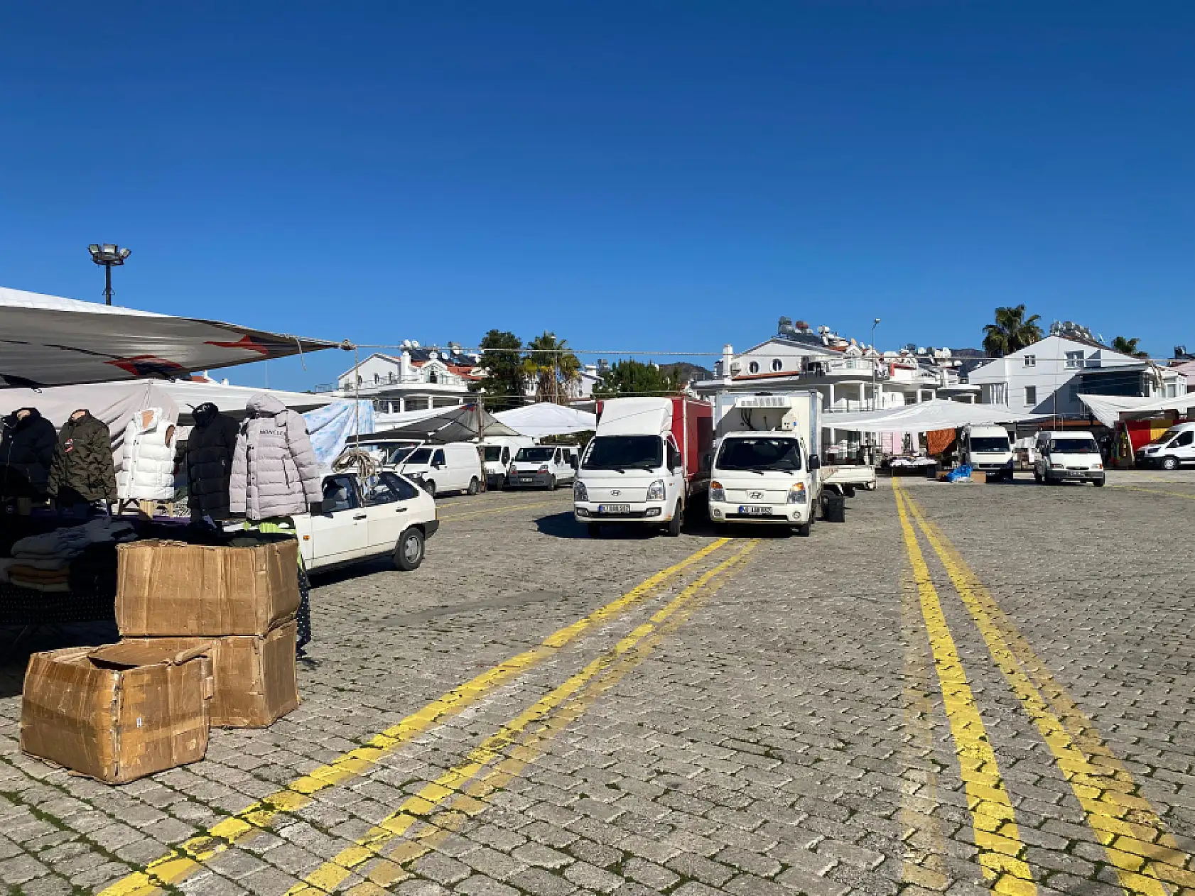 Fethiye Pazarı'nda Alışveriş Azaldı, Esnaf Durumdan Şikayetçi