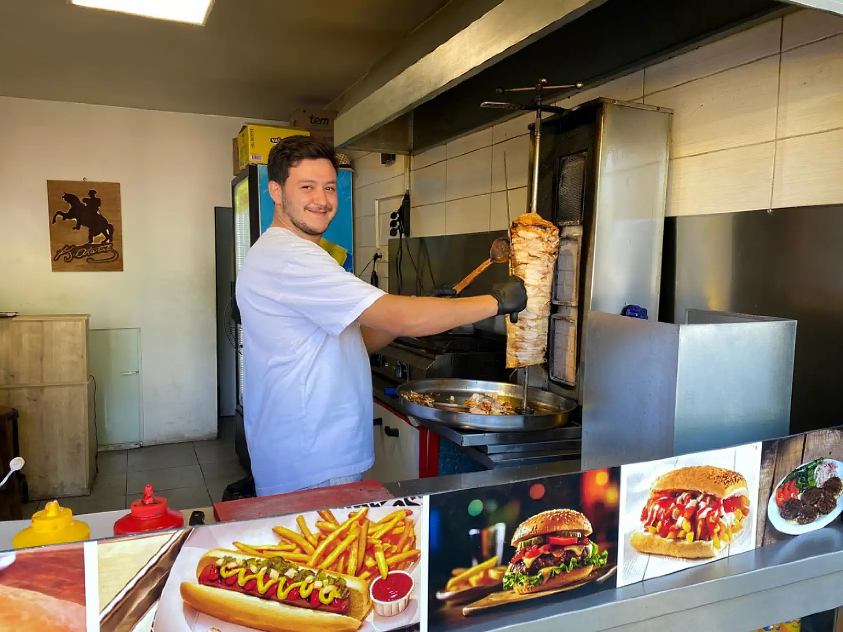 Fethiye Paspatur'da Türk lezzetleri yabancıların favorisi