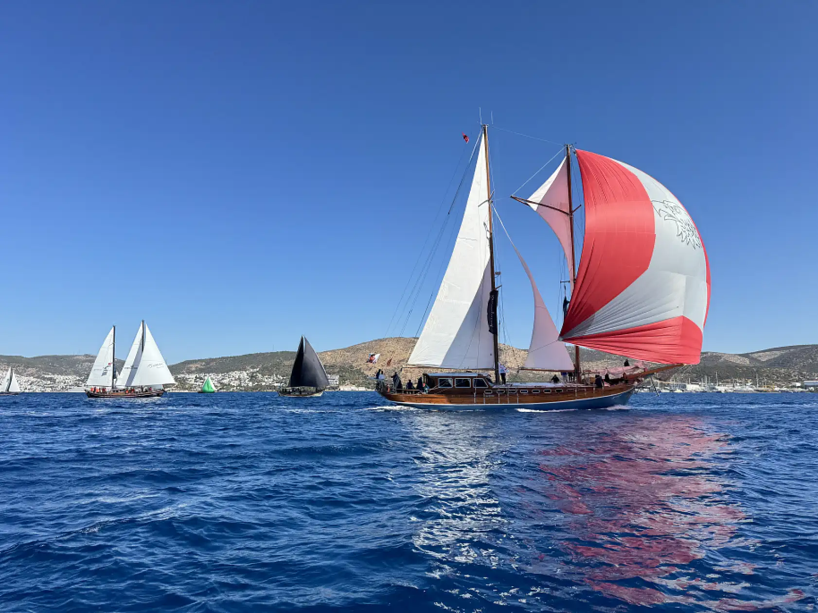 The Bodrum Cup Yelken Yarışları, Bodrum açıklarında başladı