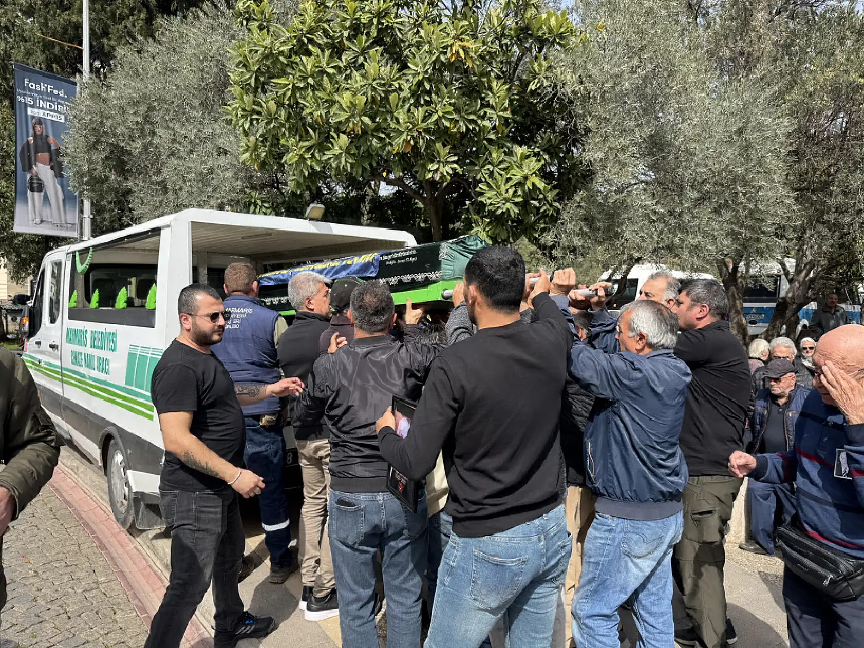 Gazeteci Sencer Güneşsoy, Marmaris'te son yolculuğuna uğurlandı