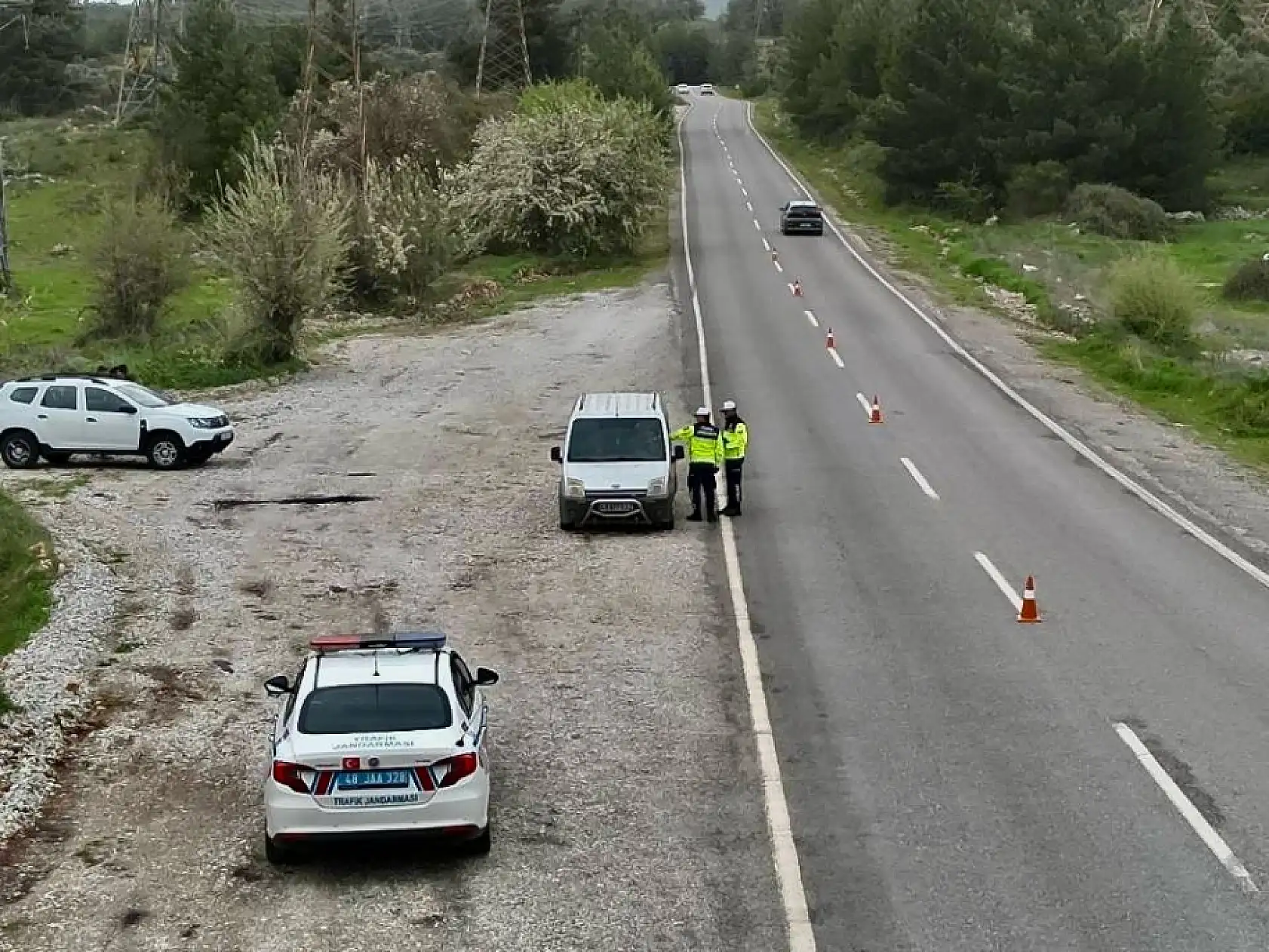 Muğla'da havadan trafik denetimi yapıldı
