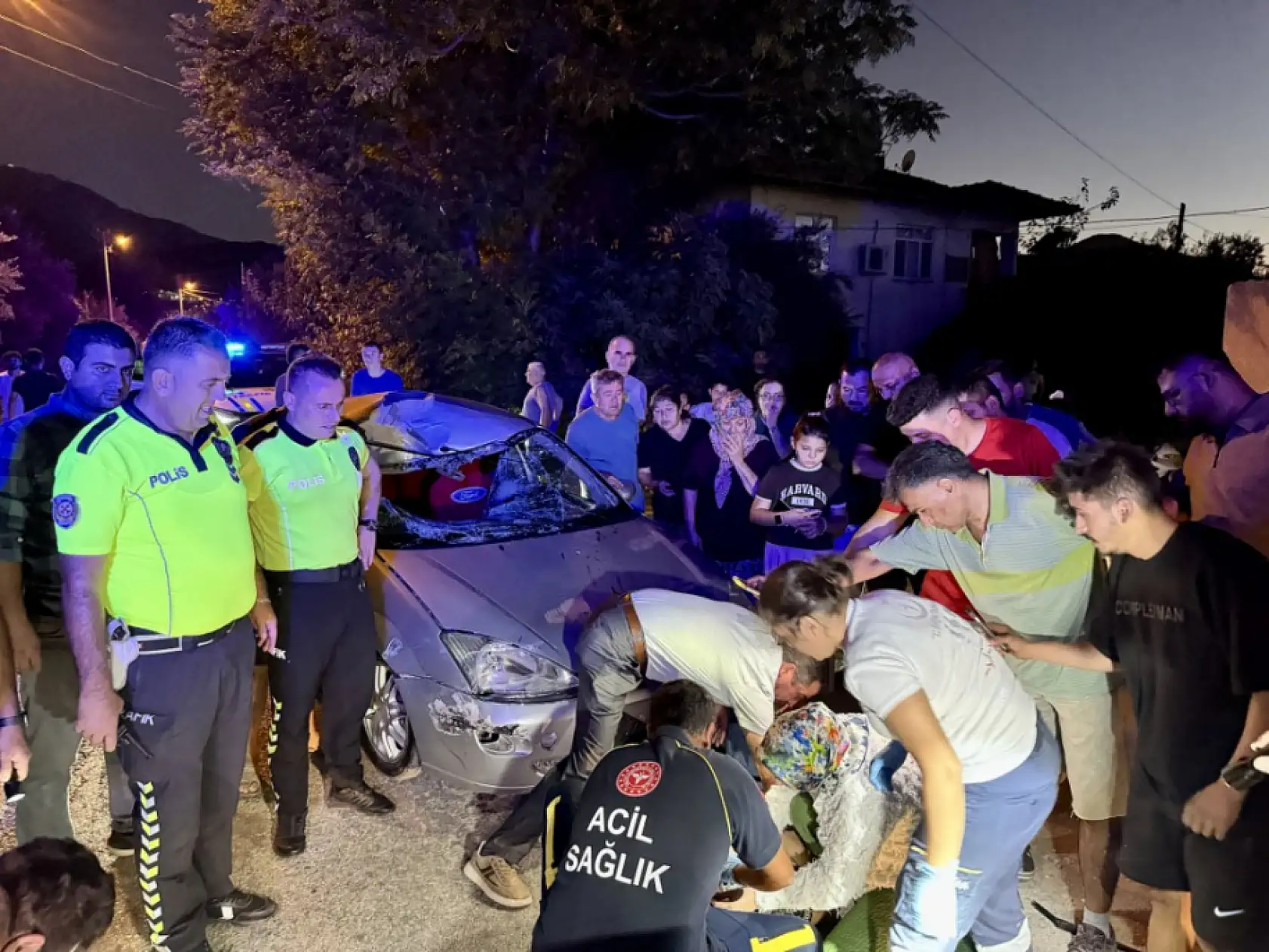 Fethiye'de otomobilin çarptığı bisikletin sürücüsü ağır yaralandı