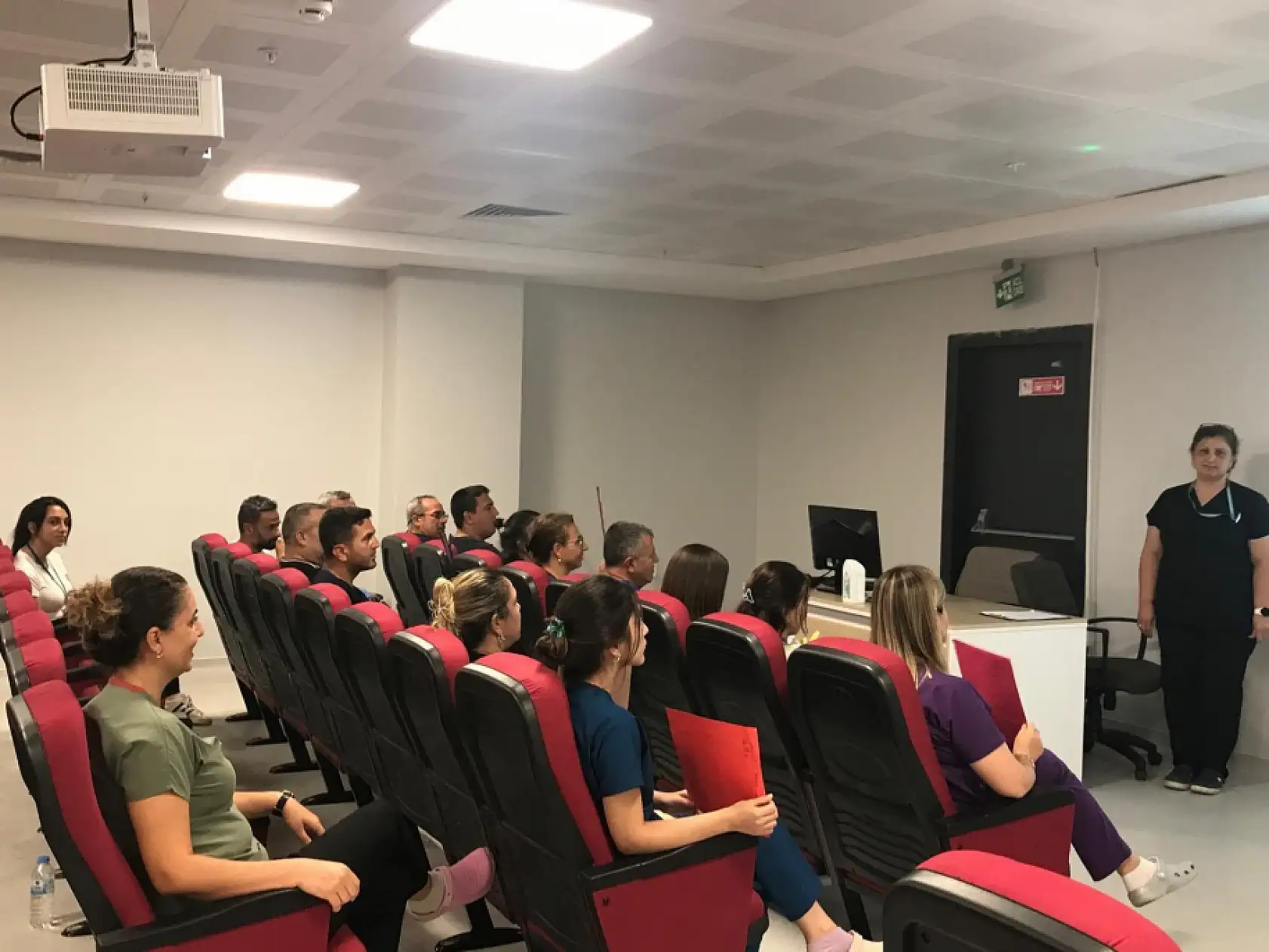 Muğla'da Kamu Hastanelerinde İletişim Odaklı Hizmet İçin Eğitimler Başladı