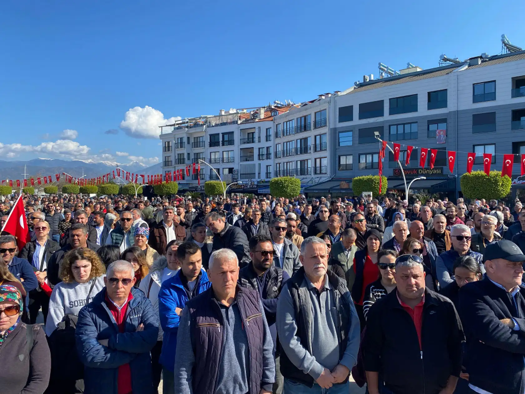 Fethiye'de 'Villa Turizmine Çık' toplantısında işletmecilerden yetkililere çağrı