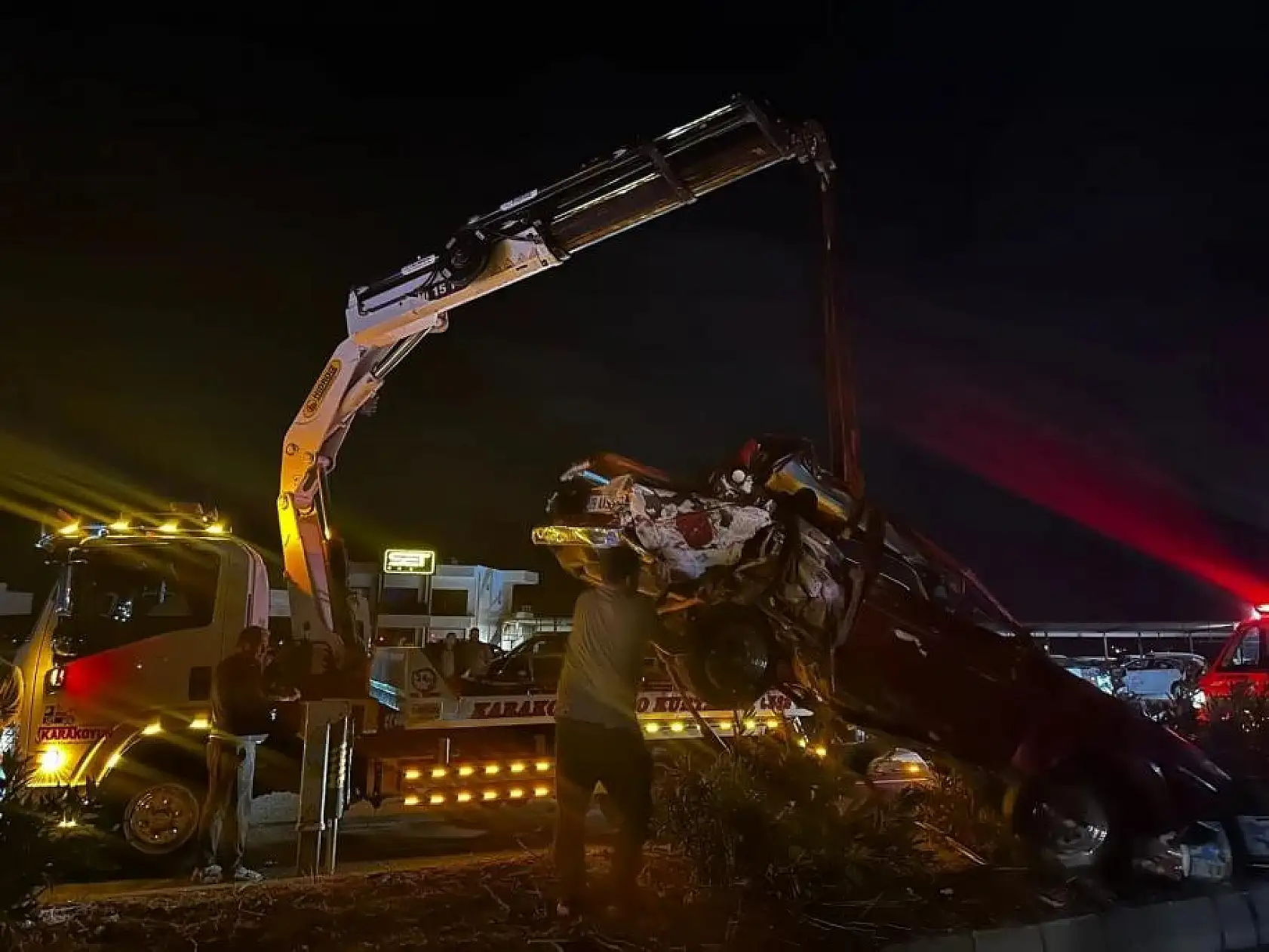 İki Kişinin Yaralandığı Kazada Sürücü Kaçtı