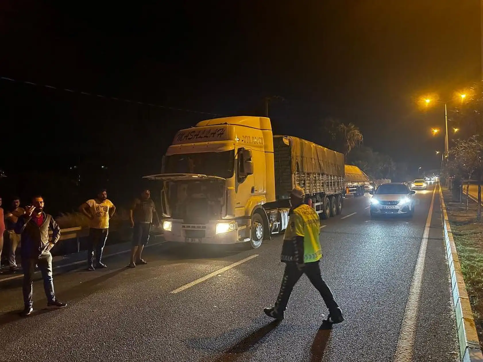 Tır çarpmıştı, yaşam mücadelesini kaybetti