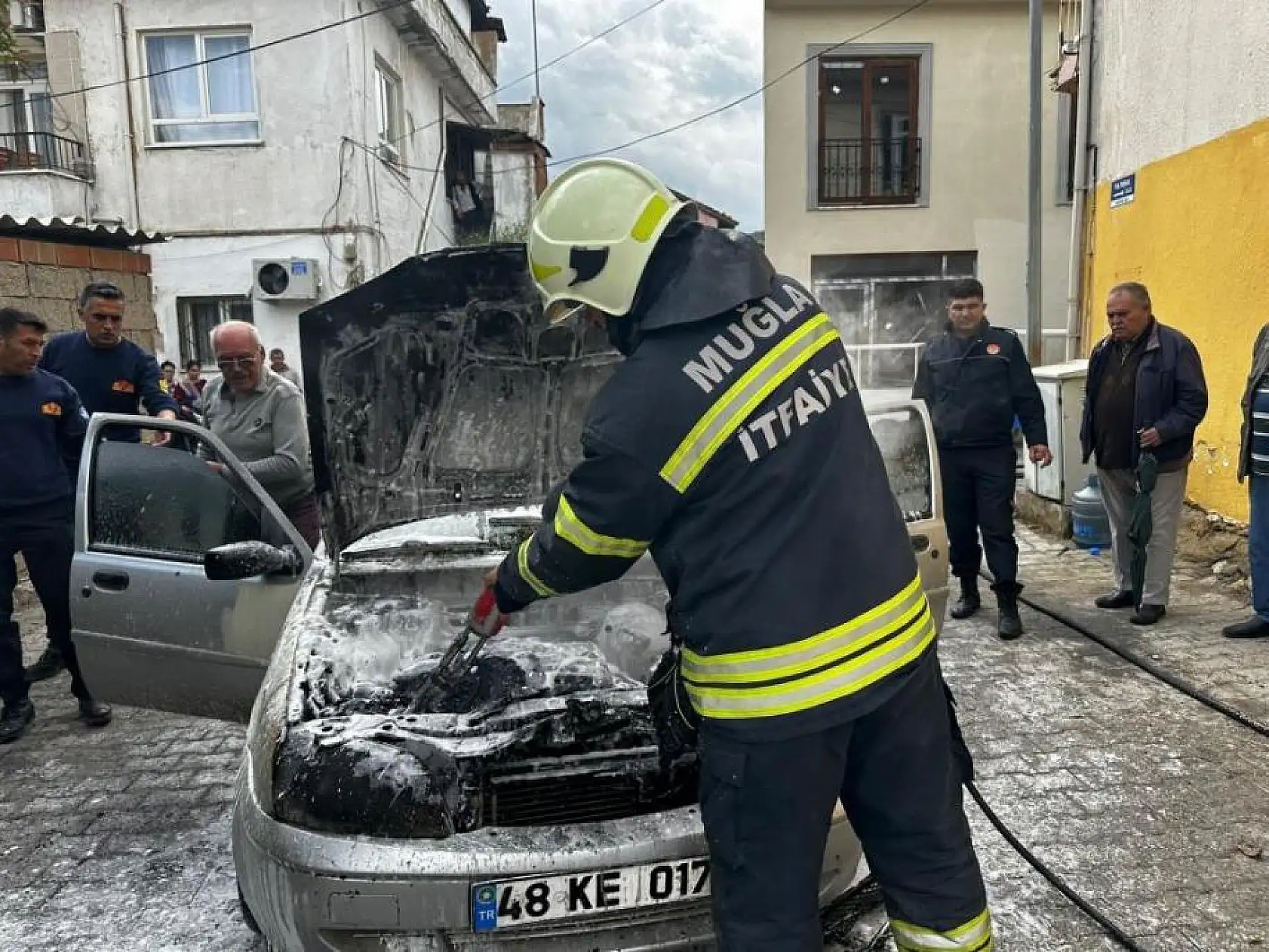 LPG'li araç yangını panikletti