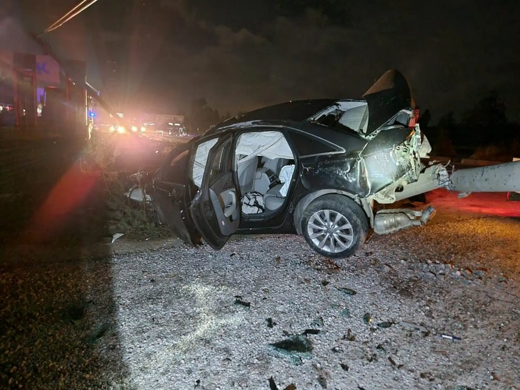 Yayaya çarpıp kaçtı