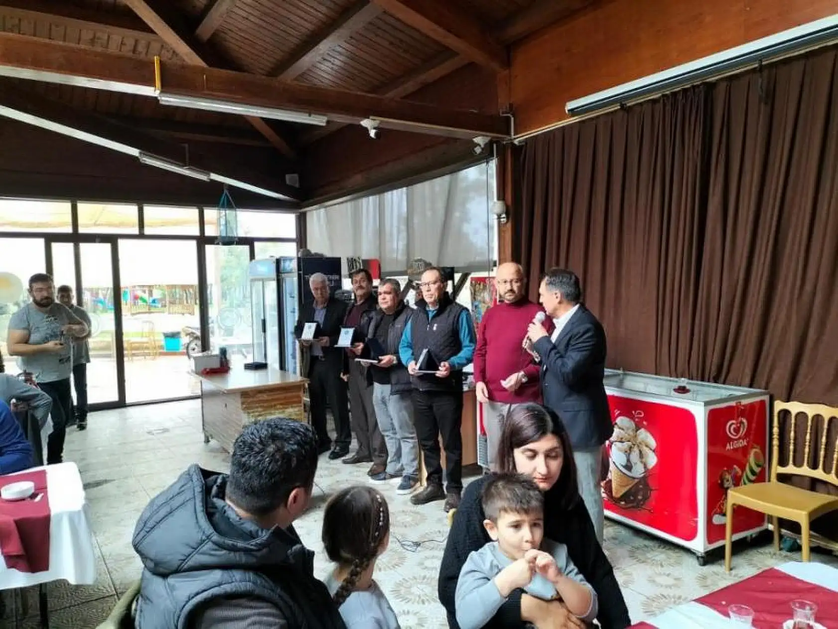 Öğretmenler kahvaltıda buluştu