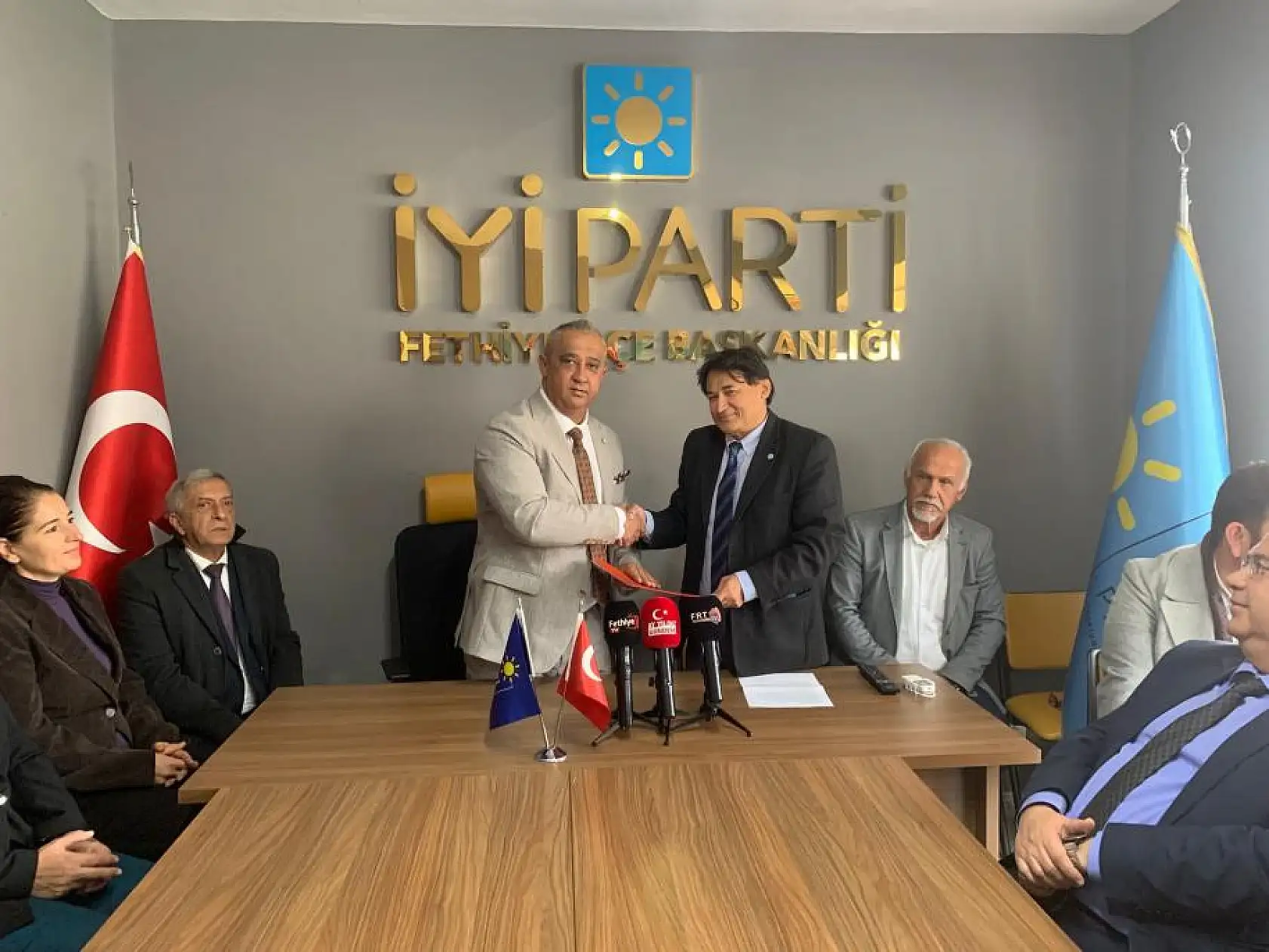 Prof. Dr. Eryılmaz Aday Adaylığını Açıkladı