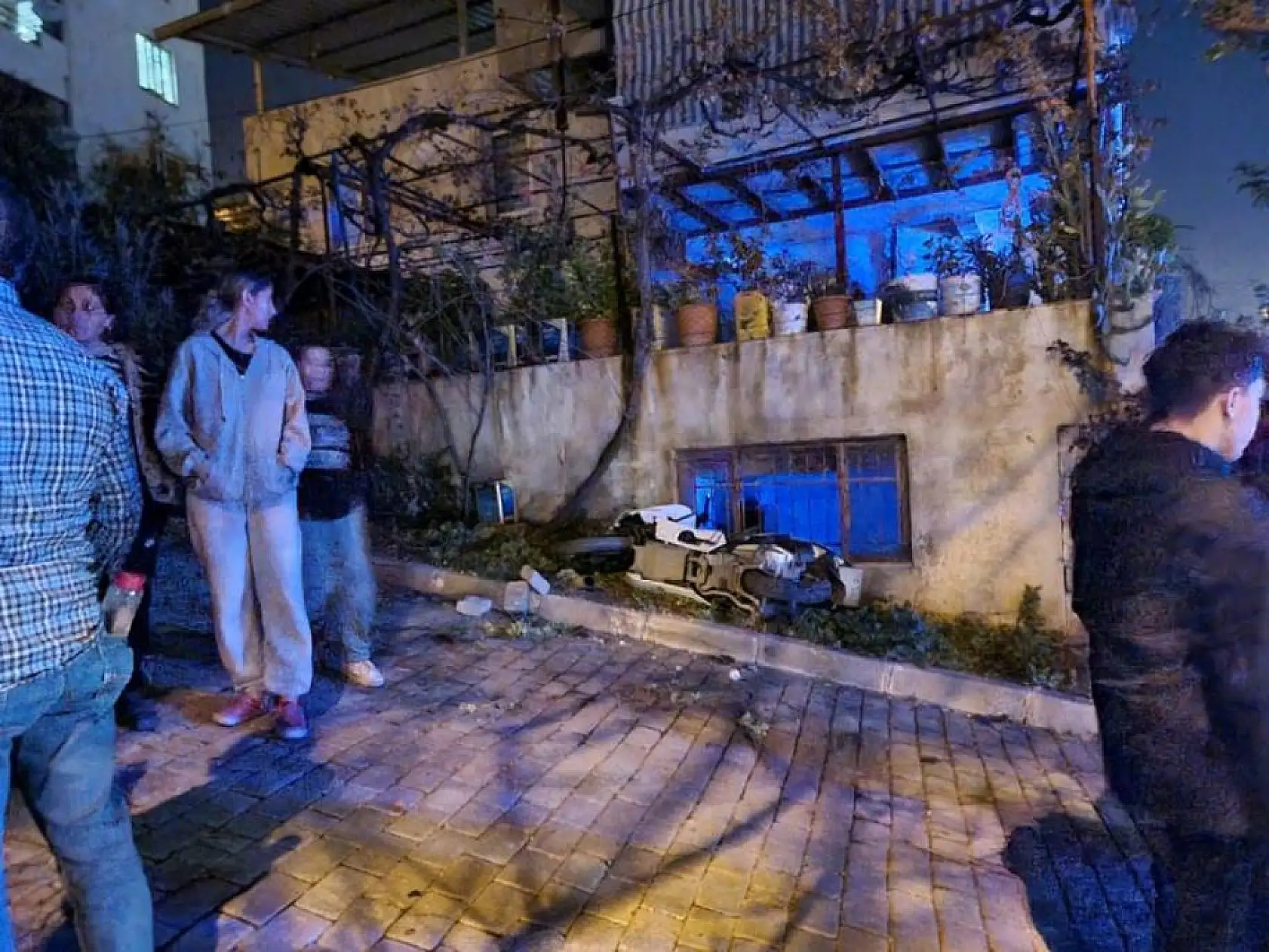 Genç motosiklet sürücüsü kazada ağır yaralandı