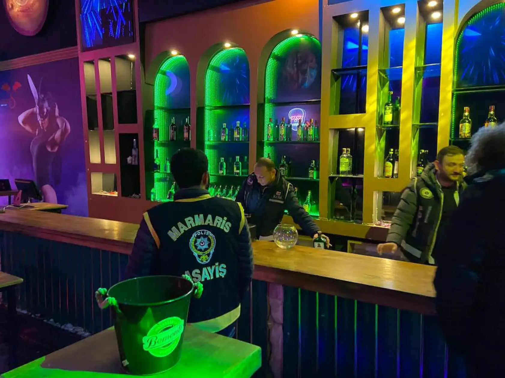 Eğlence mekanlarına alkol denetimi