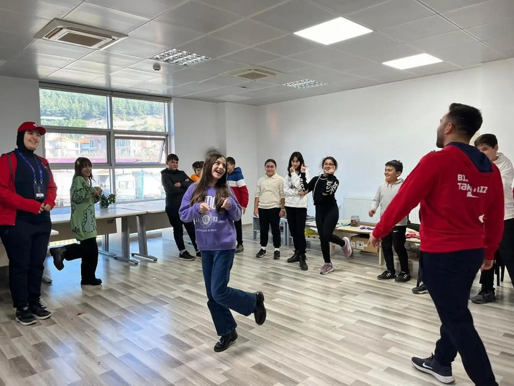 'Biz Bir Takımız Projesi' Başlatıldı