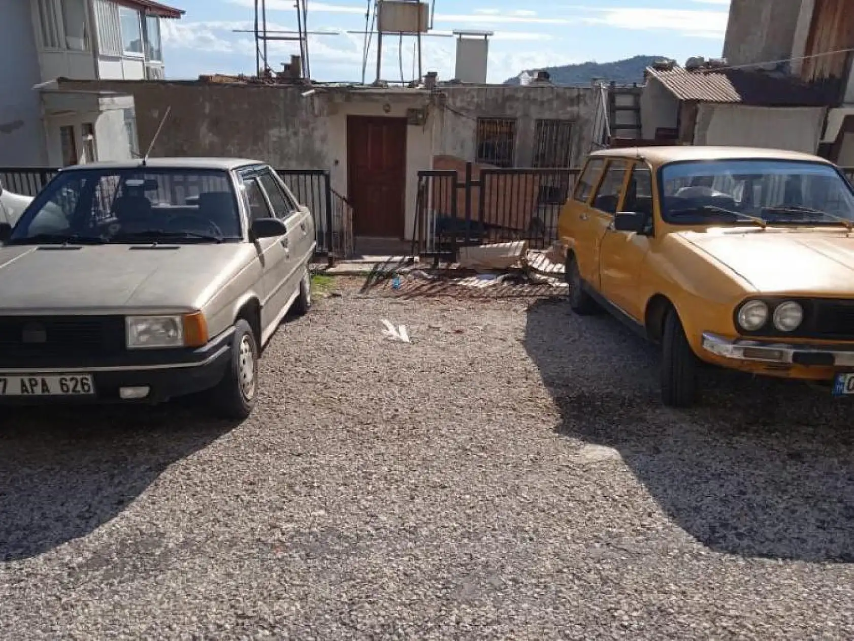 Yaşlı adam yatağında ölü bulundu