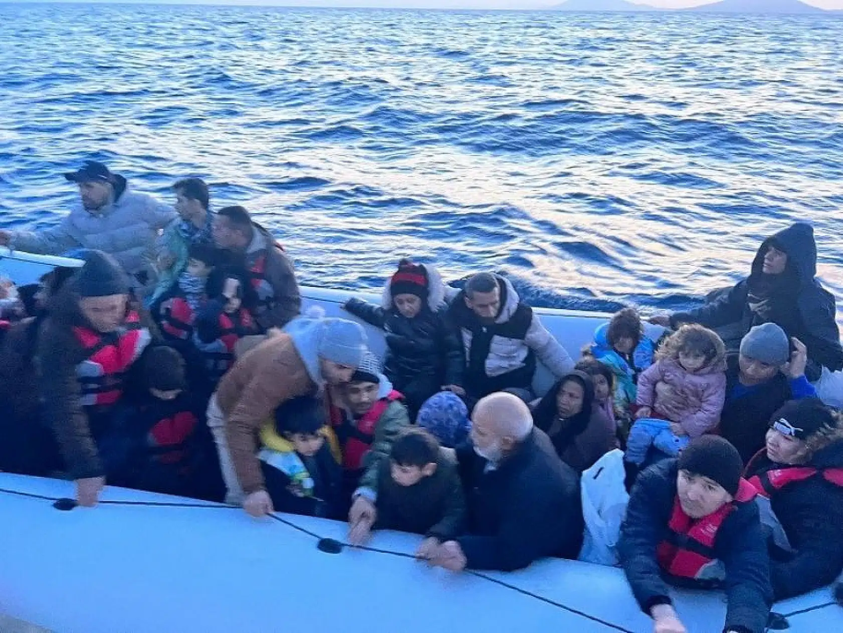 12'si Çocuk 88 Göçmen Yakalandı