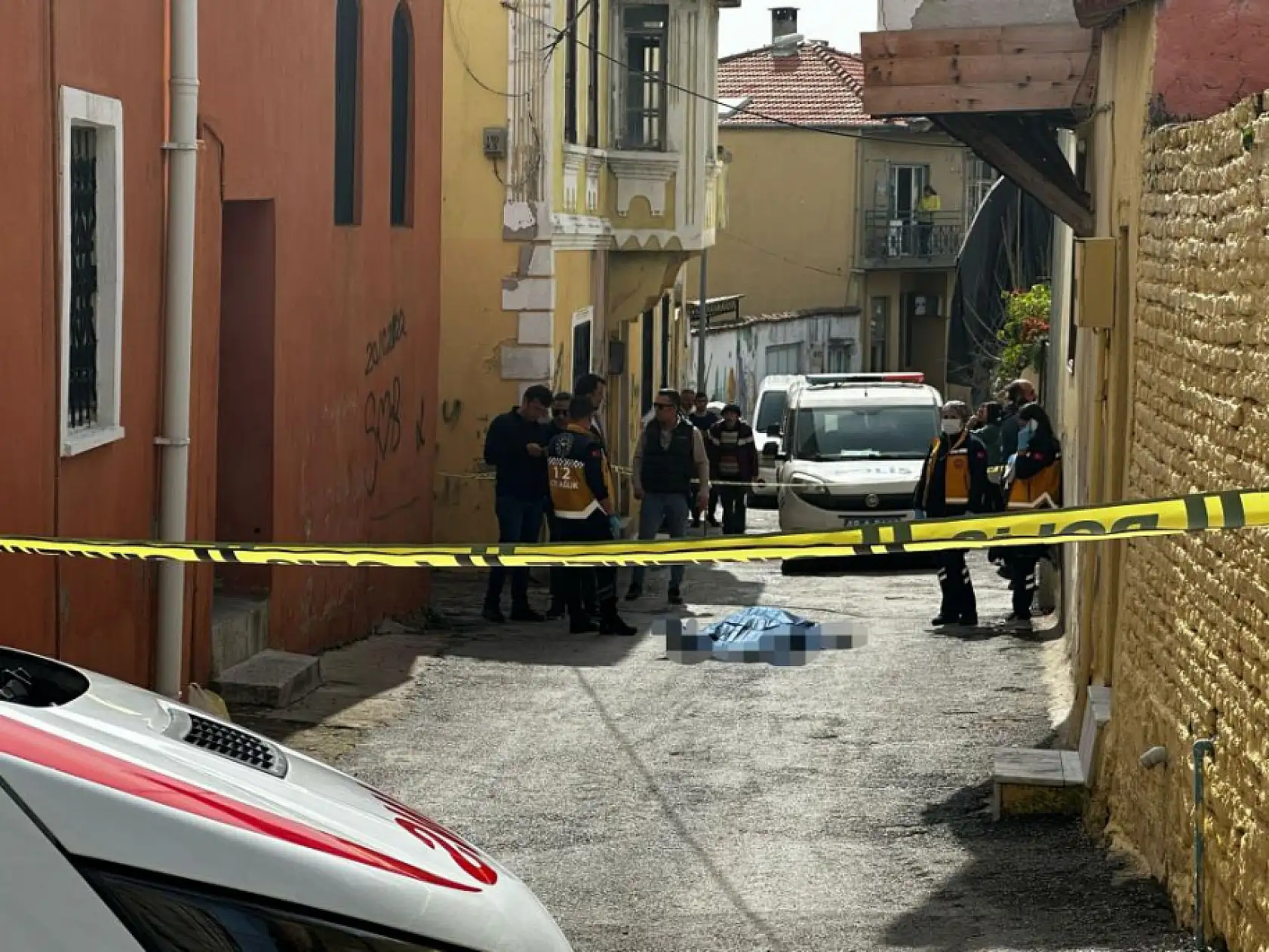 Muğla'da sokakta yürüdüğü sırada silahla vurularak öldürüldü