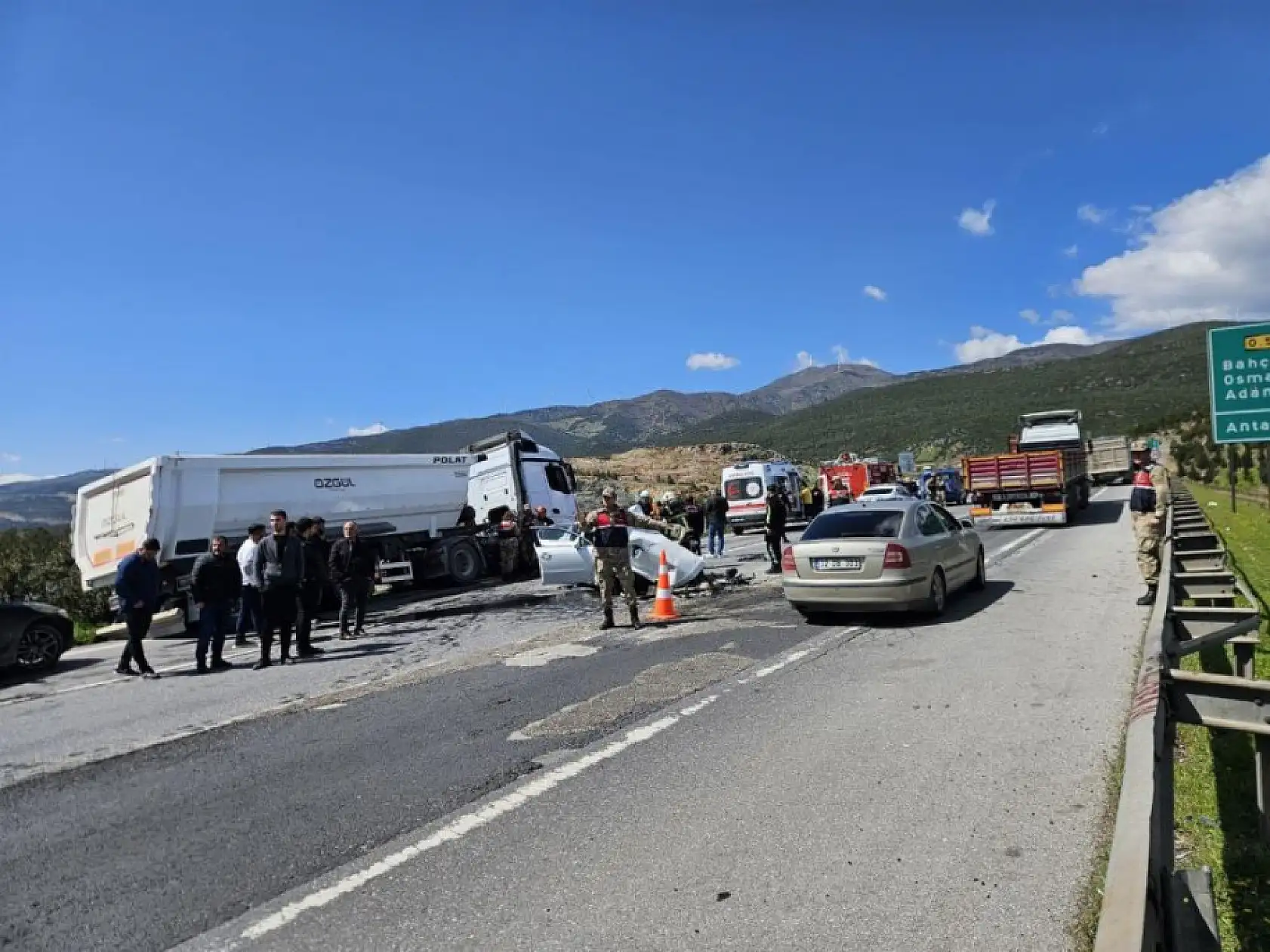 Feci Kazada 2 Kişi Öldü, 2 Kişi Yaralandı