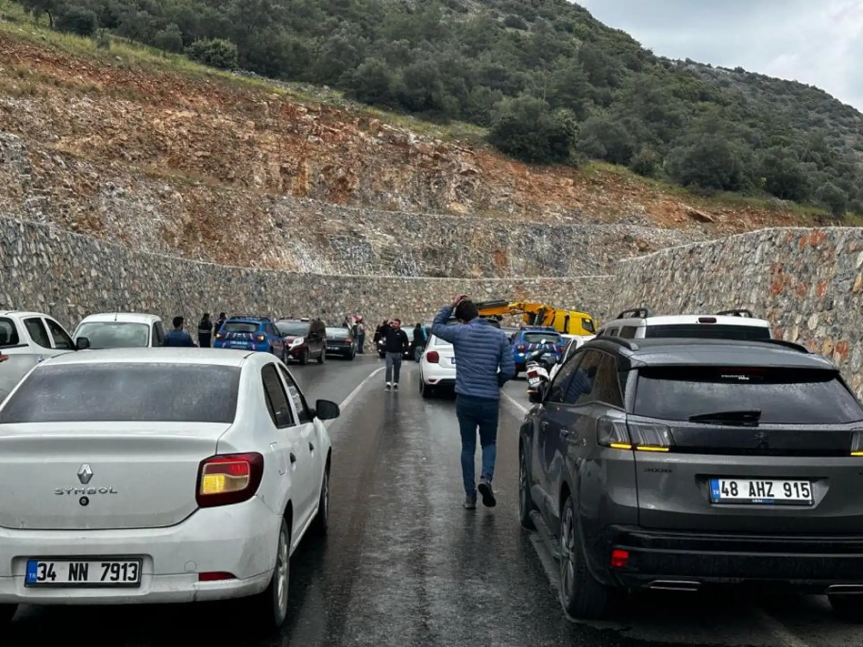 Muğla'da feci kamyon kazası, 1 ölü