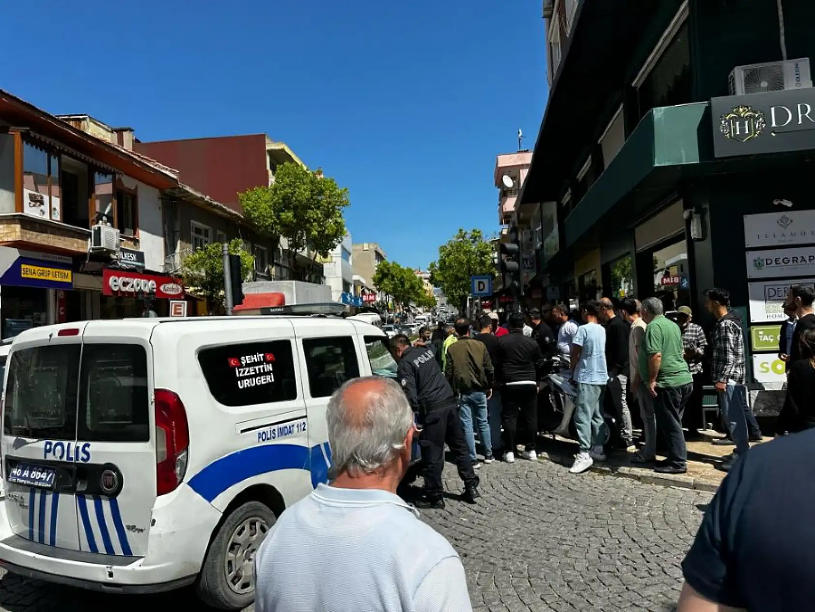 Motosiklet sürücüsü polisin 'Dur' ihtarına uymadı, kaza yaptı