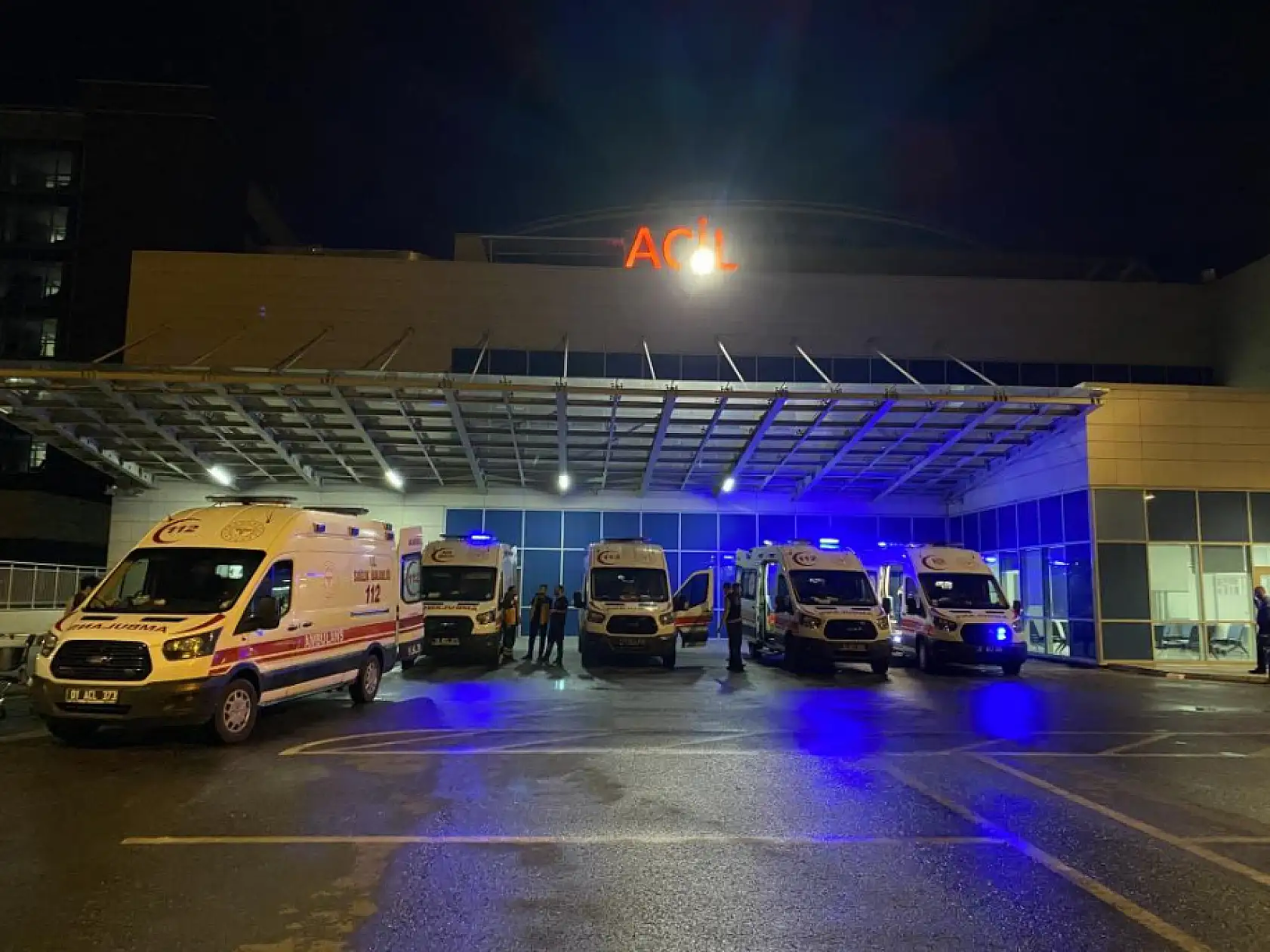 Katliam gibi kaza: 10 ölü, 30'dan fazla yaralı var