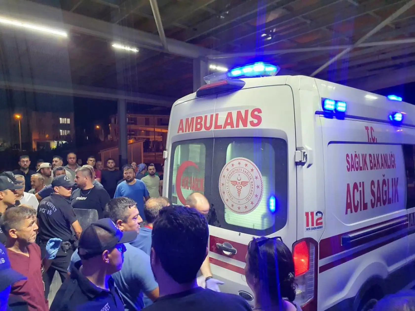 Televizyon Tamircisinden Kan Donduran Saldırı: Evdekileri Çekiçle Yaraladı!