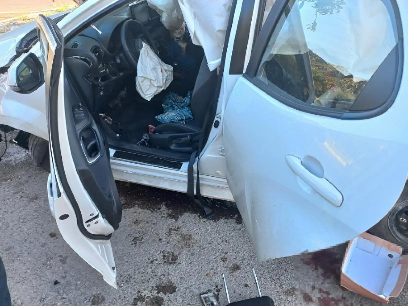 Kontrolden çıkan otomobil takla attı: 1 ölü, 3 ağır yaralı