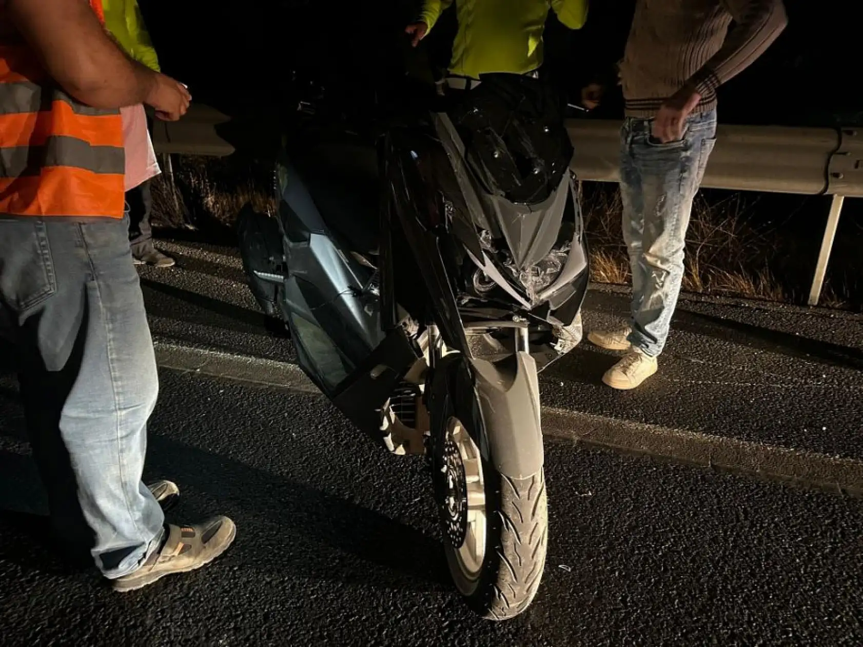 Muğla'da tır şoförünün dikkati kazanın büyümesini önledi