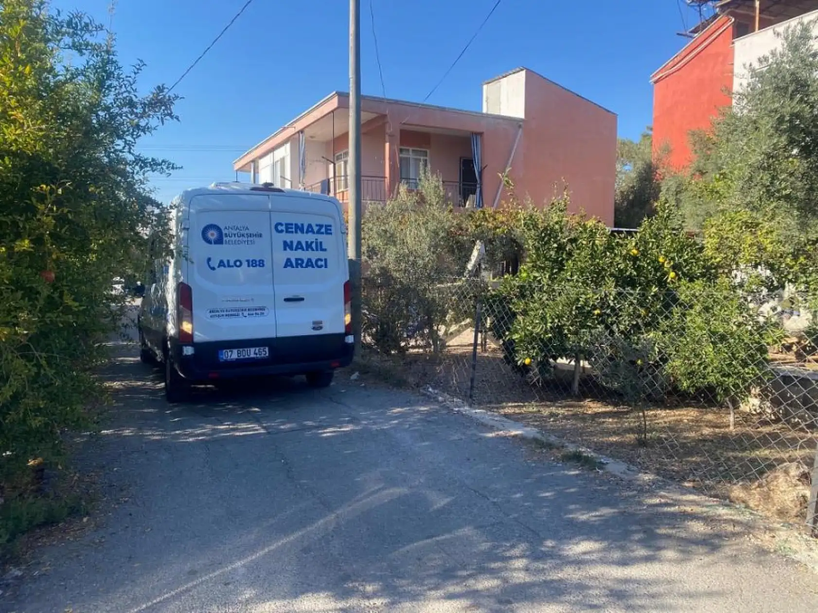 76 yaşındaki adam evinde ölü bulundu