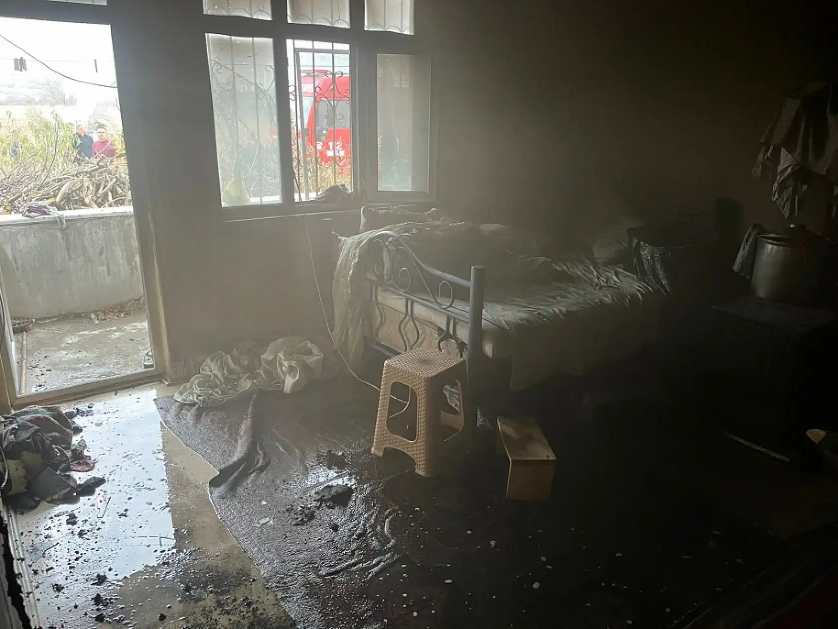 Televizyon evde yangına neden oldu