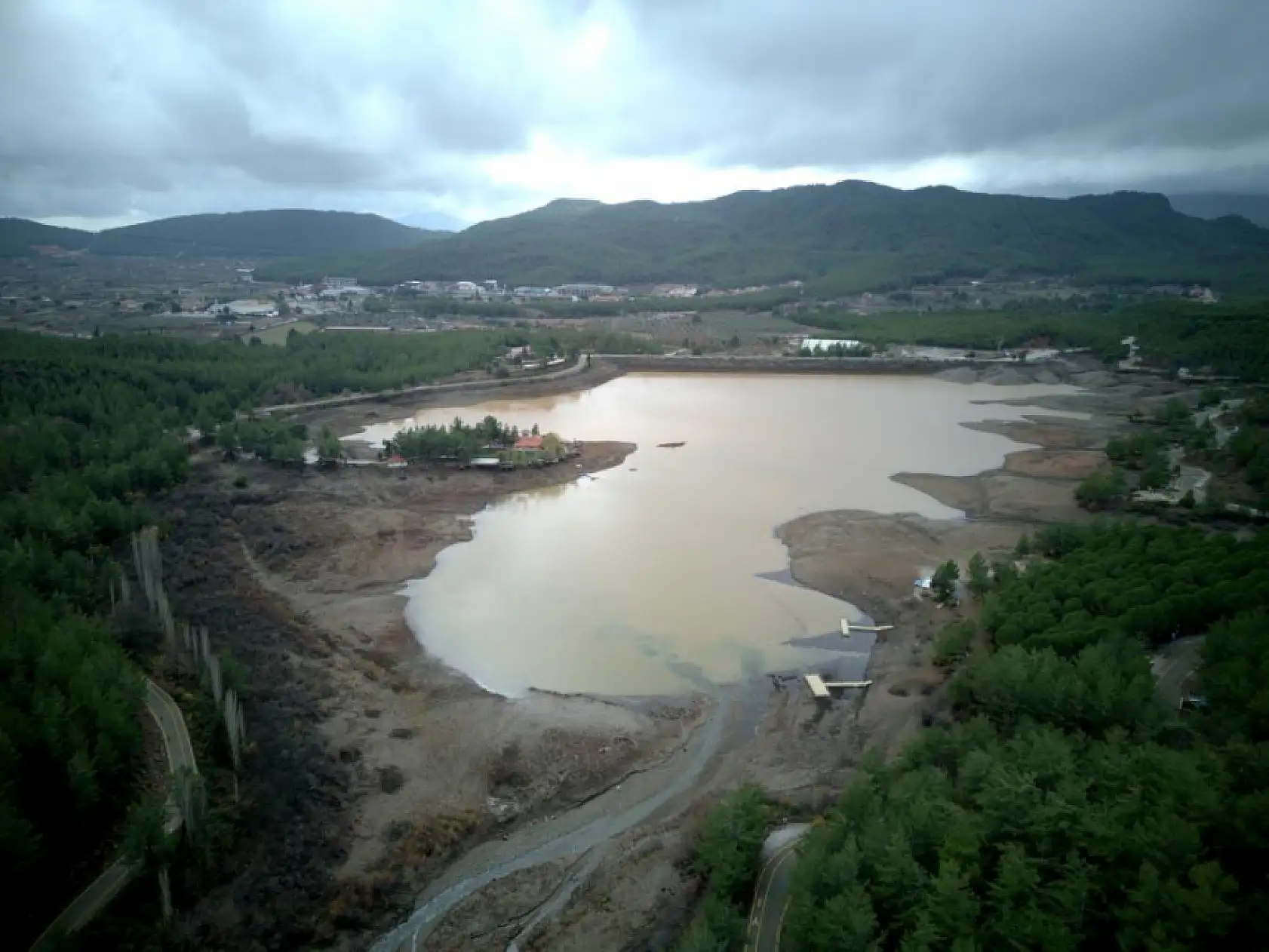 Muğla'daki yağışlar Ula Göleti'nin su seviyesini yükseltti