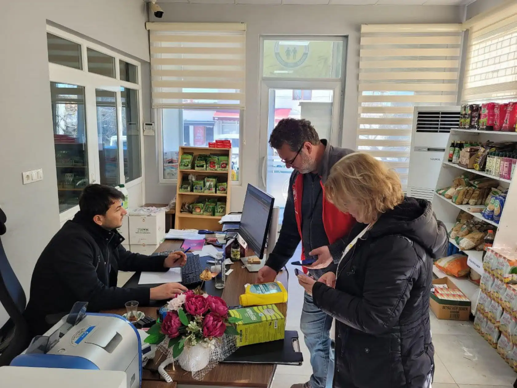 Menteşe'de gübre ve ilaç bayilerine denetim