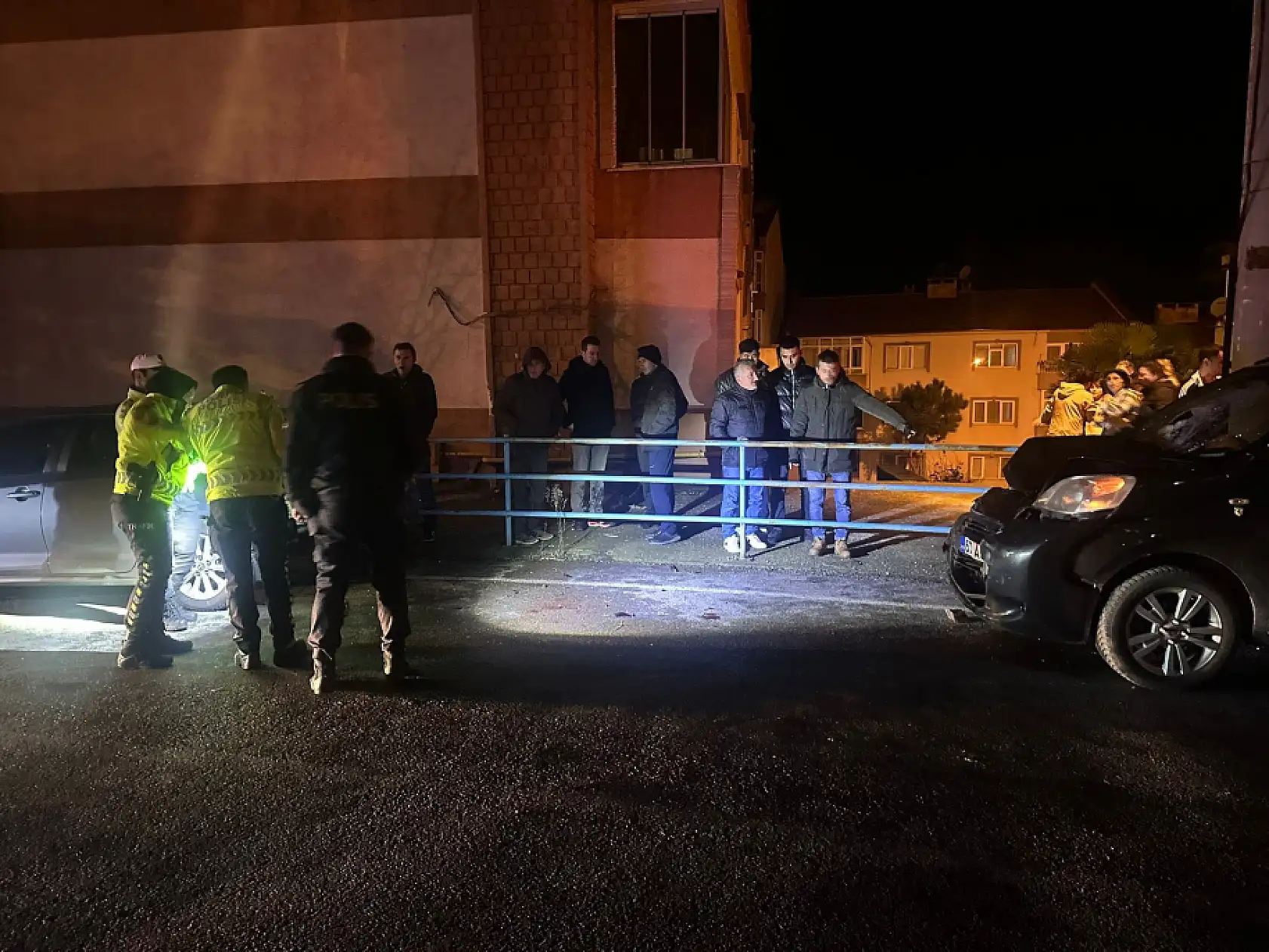 Baba ve 6 yaşındaki kızına çarpan sürücü tutuklandı