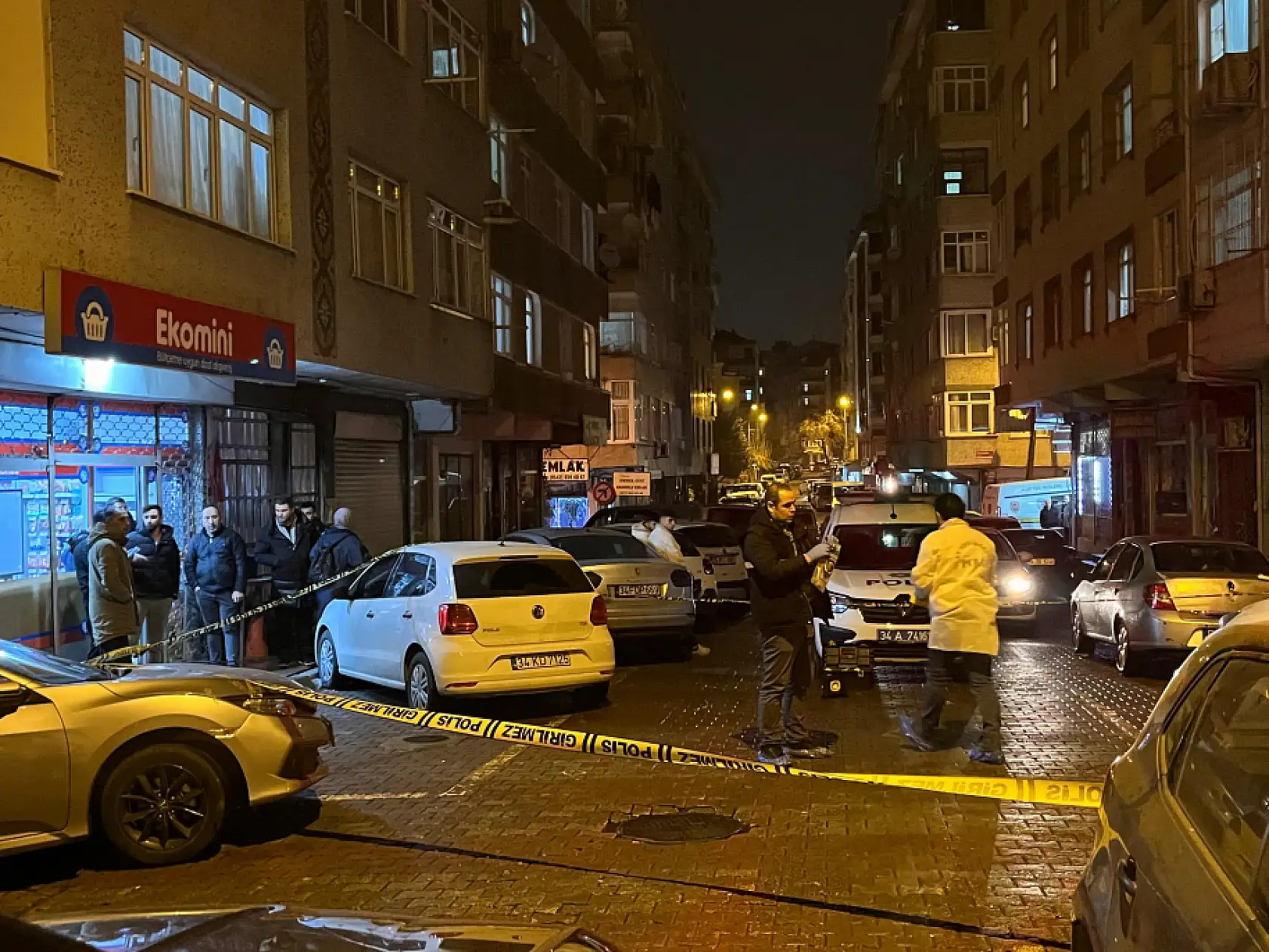 Seyir Halindeki Motosiklete Silahlı Saldırı: 1 Ölü, 1 Yaralı